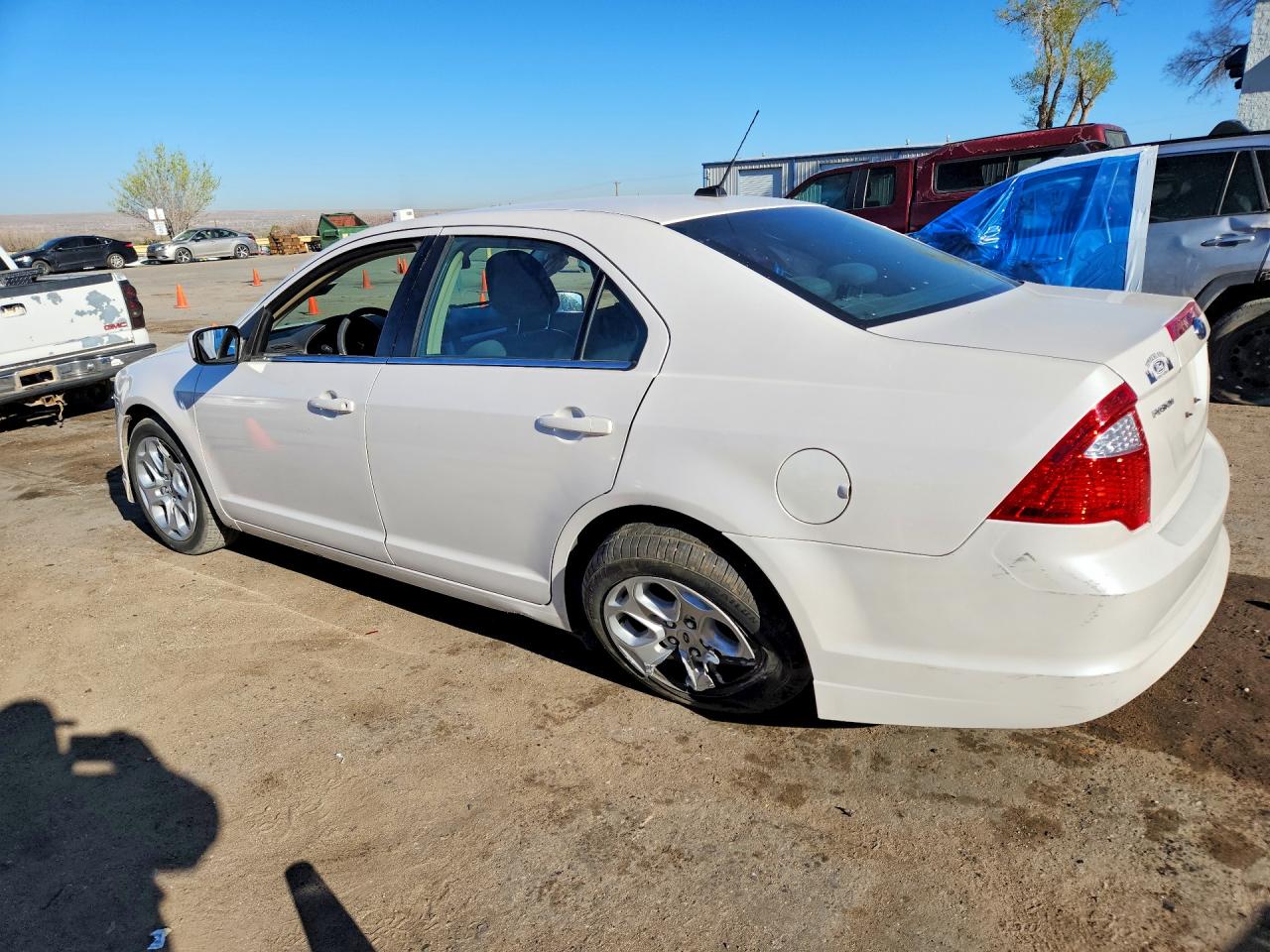 2010 Ford Fusion Se White vin: 3FAHP0HA5AR288018