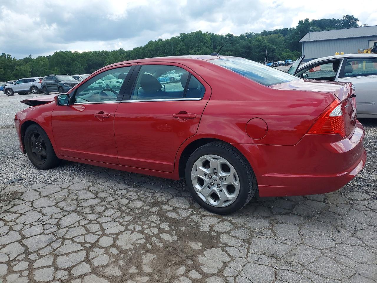 2010 Ford Fusion Se Red vin: 3FAHP0HA5AR294904