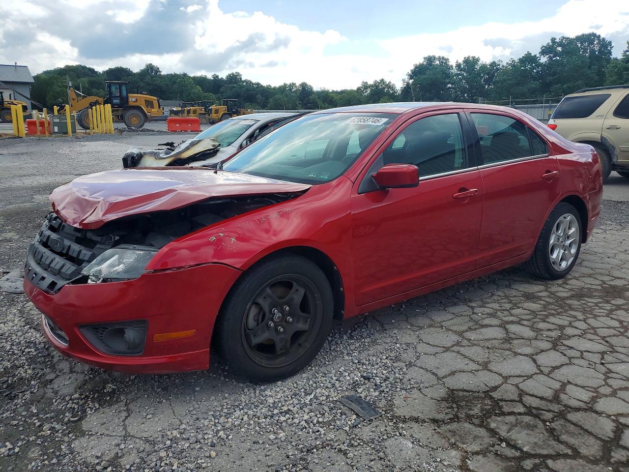 2010 Ford Fusion Se Red vin: 3FAHP0HA5AR294904