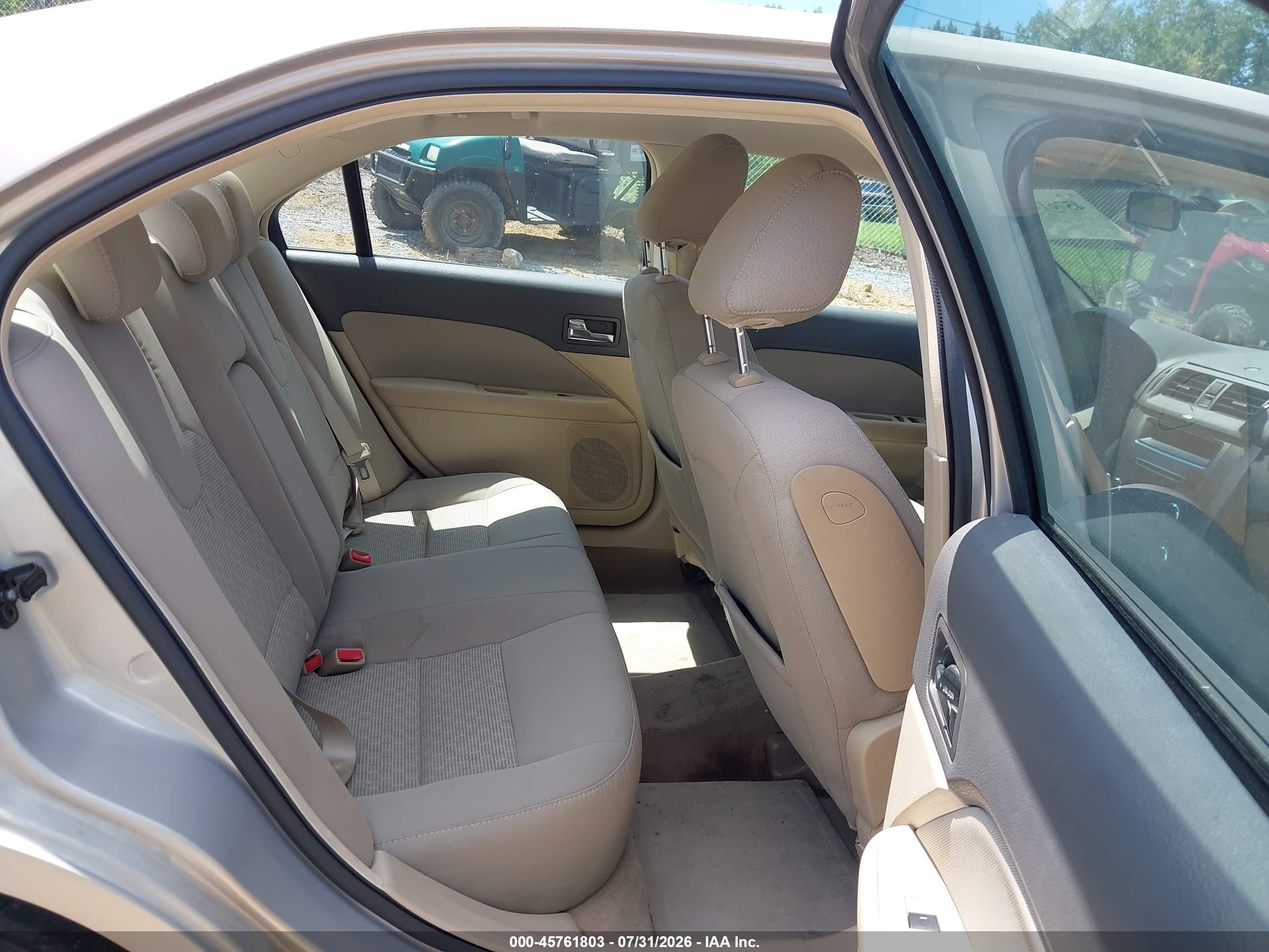 2010 Ford Fusion Se Gold vin: 3FAHP0HA5AR297544