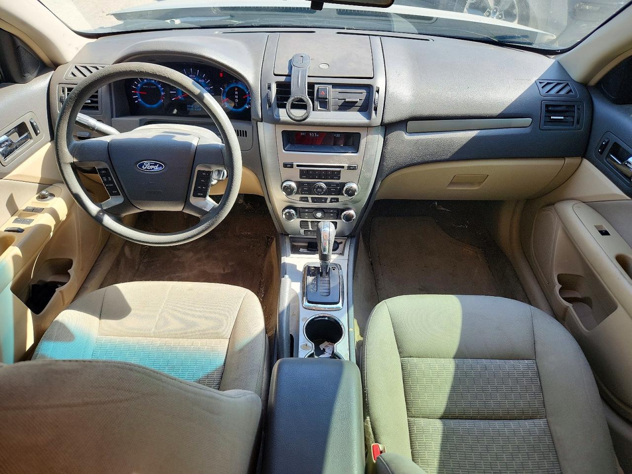 2010 Ford Fusion Se Tan vin: 3FAHP0HA5AR334592