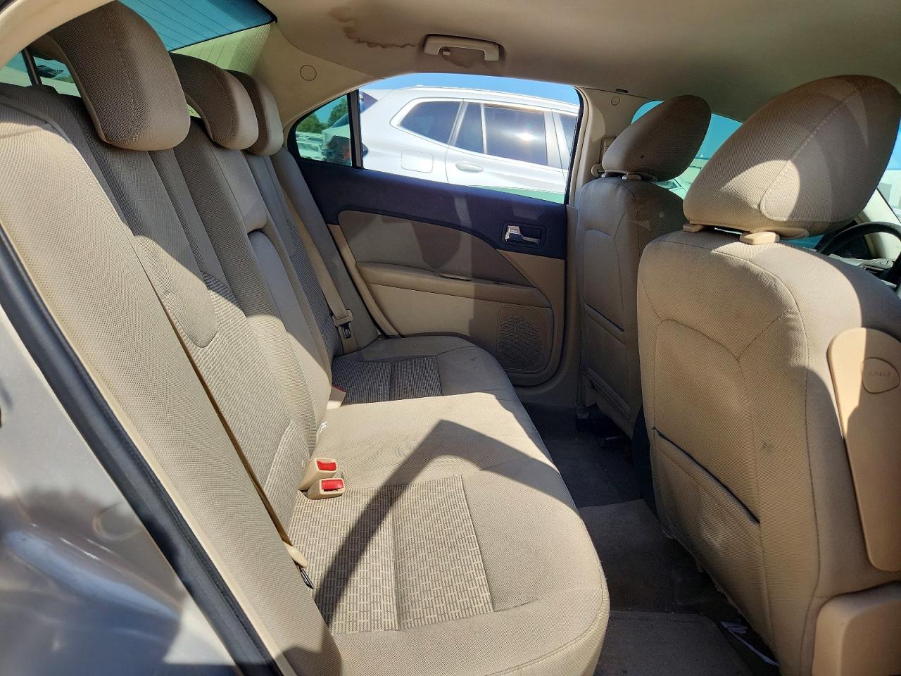 2010 Ford Fusion Se Tan vin: 3FAHP0HA5AR334592