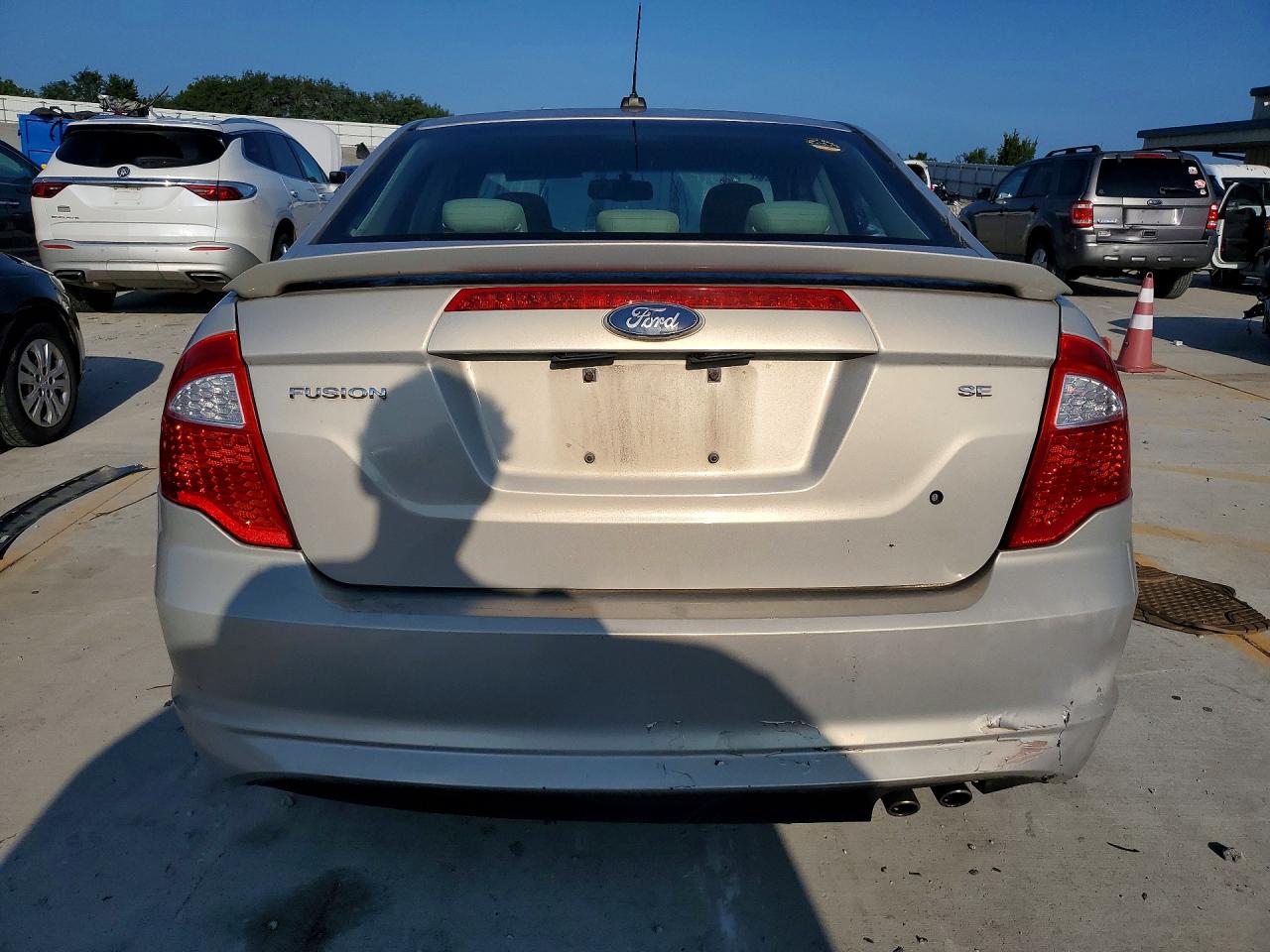 2010 Ford Fusion Se Silver vin: 3FAHP0HA5AR354230