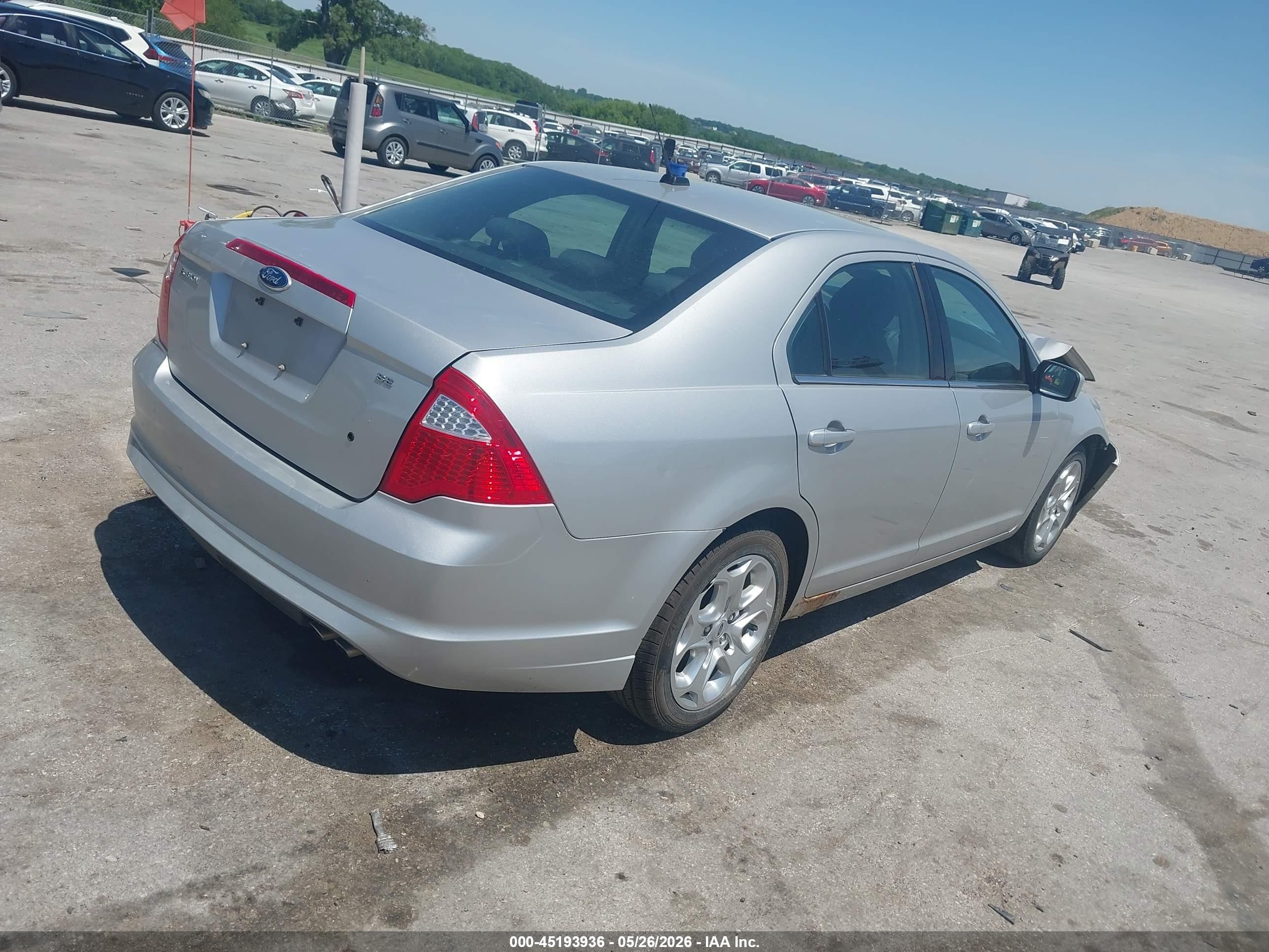 2010 Ford Fusion Se Silver vin: 3FAHP0HA5AR361260