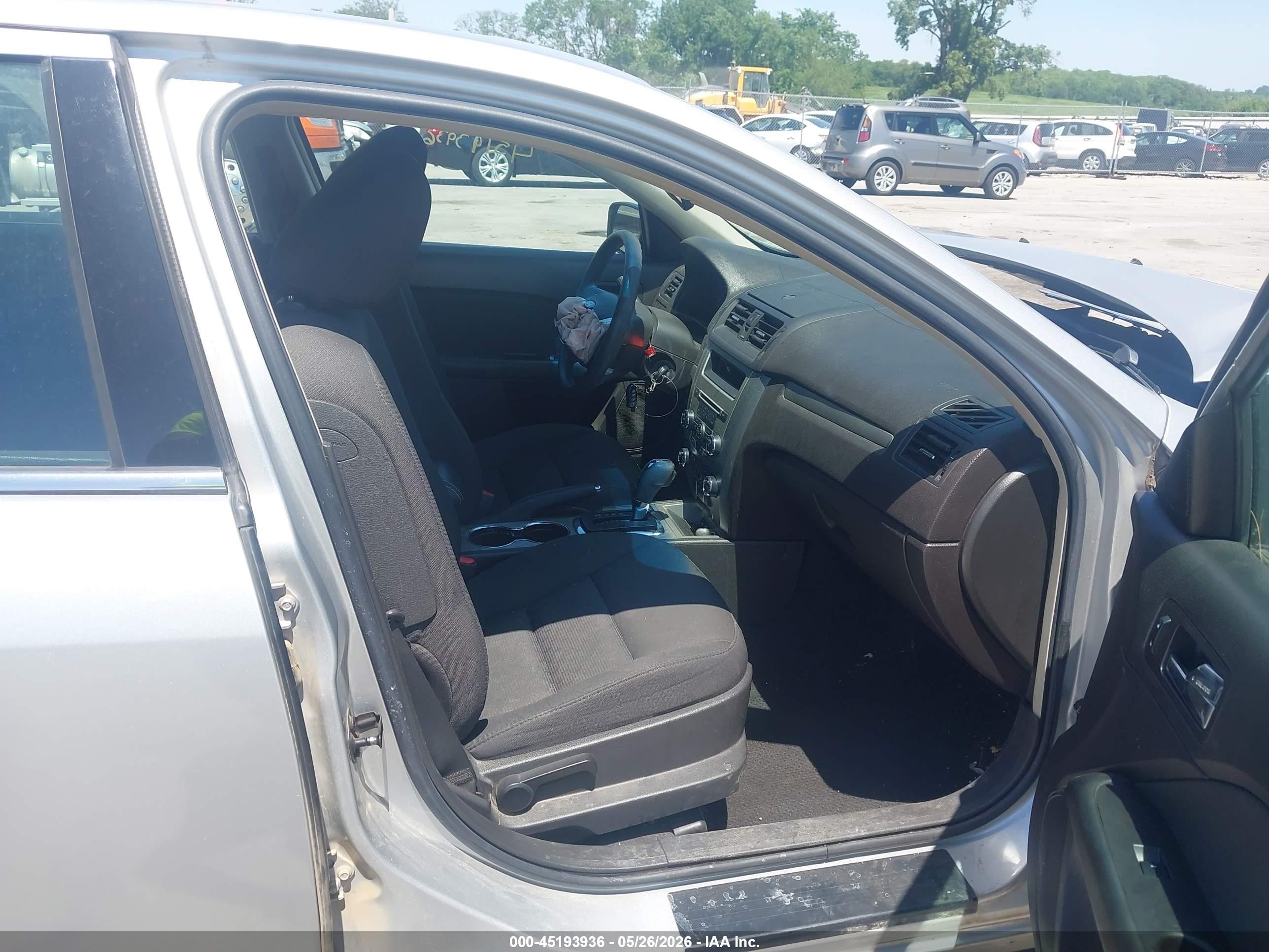 2010 Ford Fusion Se Silver vin: 3FAHP0HA5AR361260