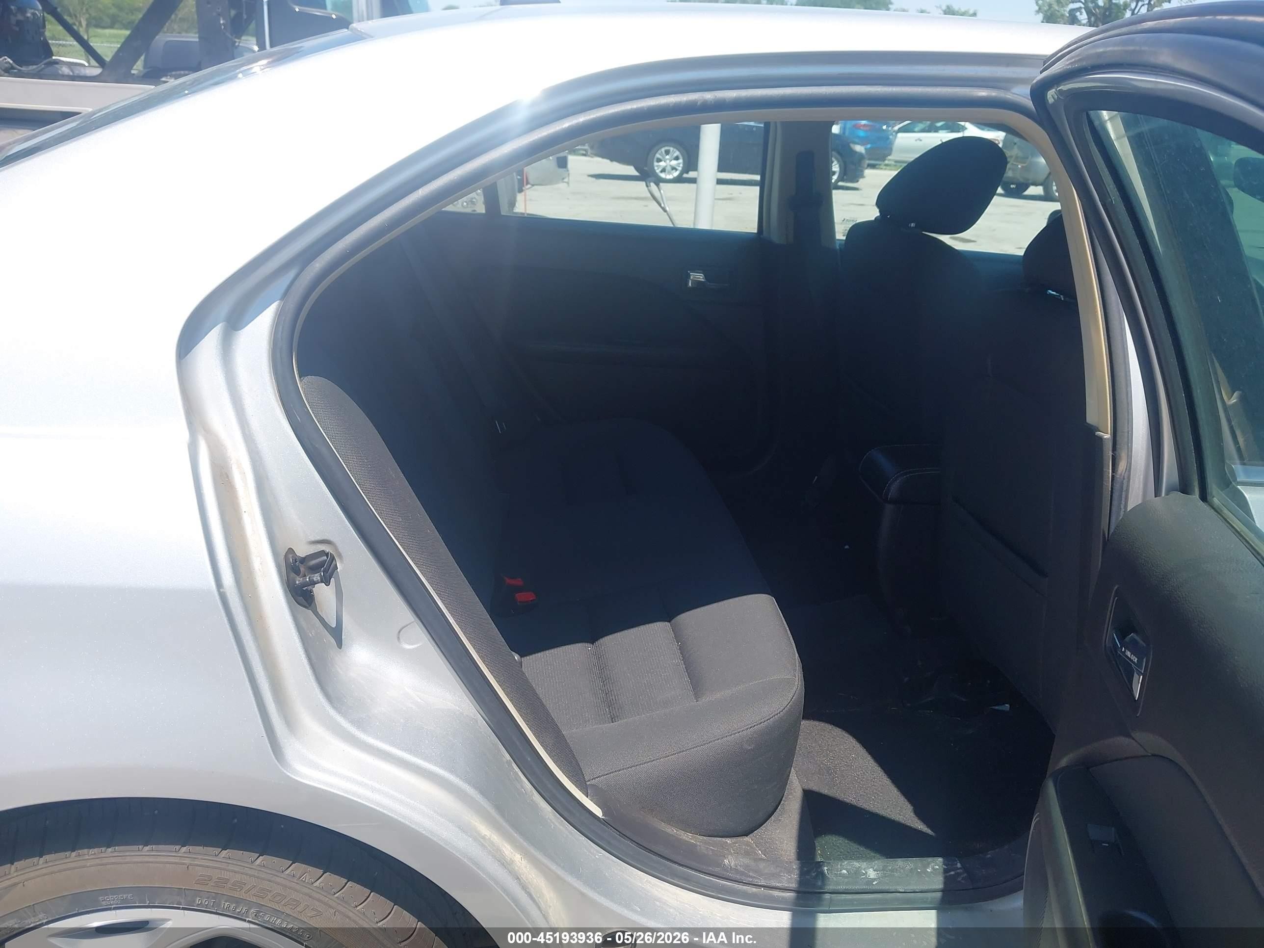 2010 Ford Fusion Se Silver vin: 3FAHP0HA5AR361260