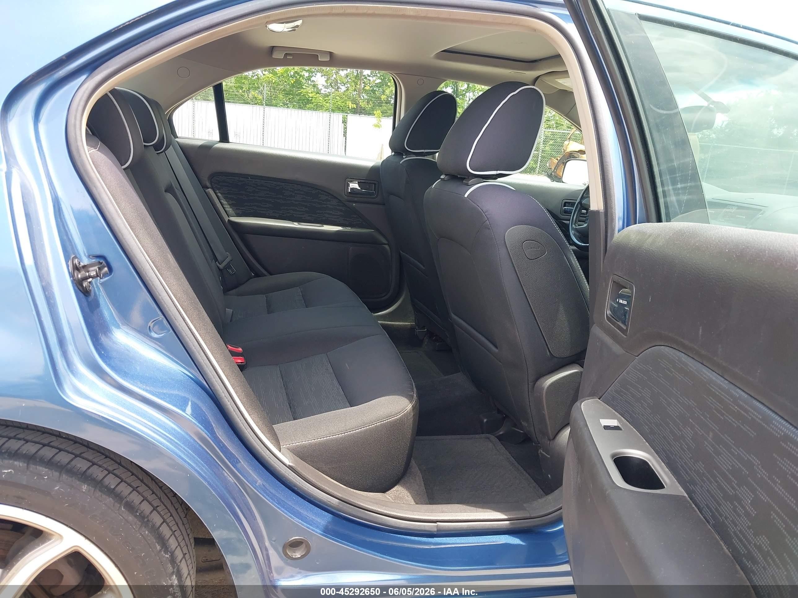 2010 Ford Fusion Se Blue vin: 3FAHP0HA5AR365891