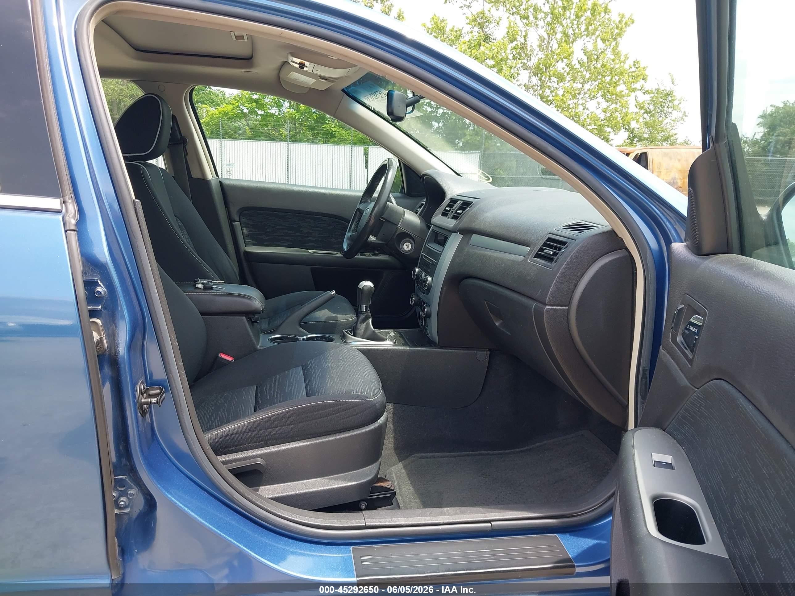 2010 Ford Fusion Se Blue vin: 3FAHP0HA5AR365891