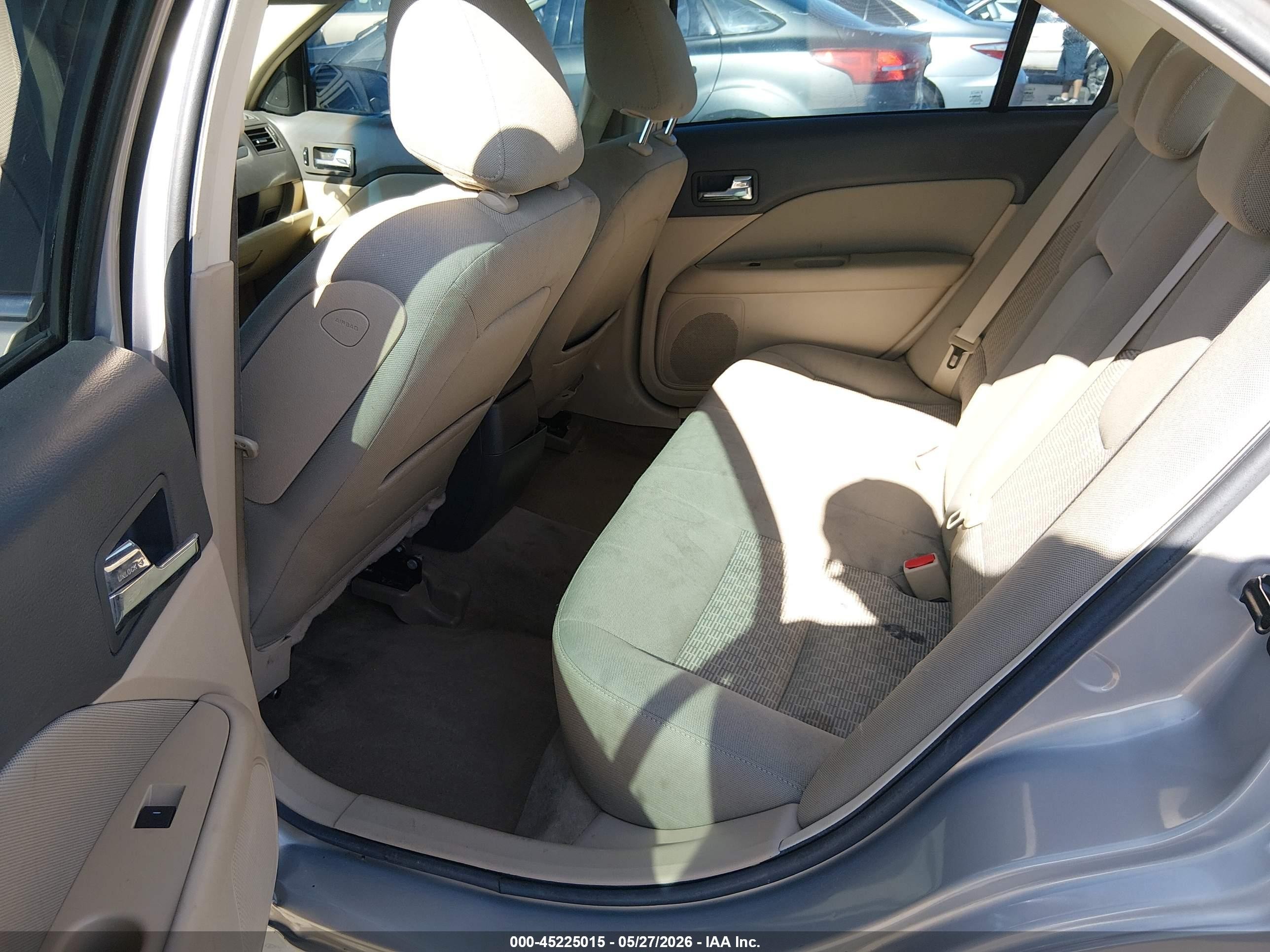 2010 Ford Fusion Se Beige vin: 3FAHP0HA5AR371898
