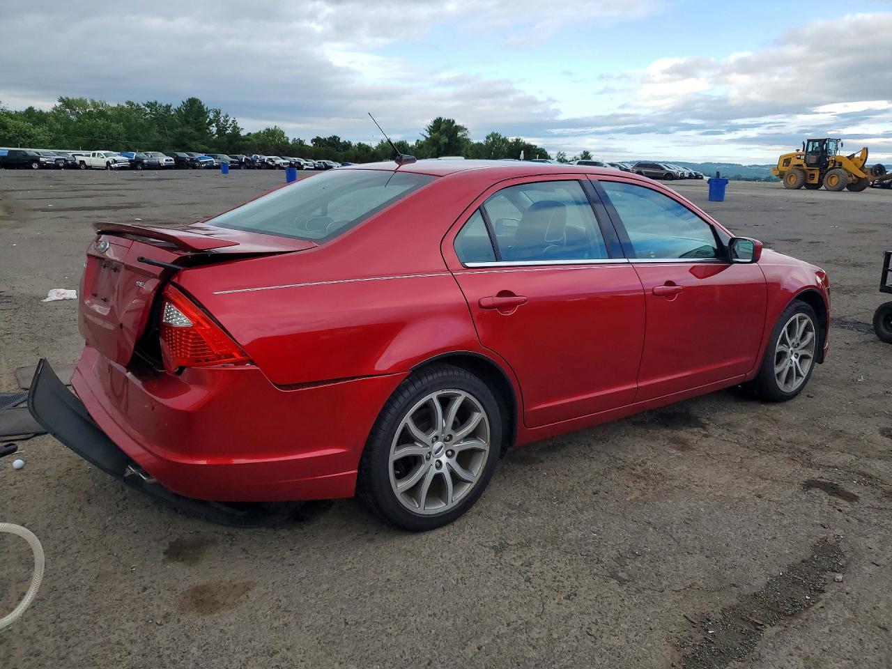 2010 Ford Fusion Se Red vin: 3FAHP0HA5AR392329