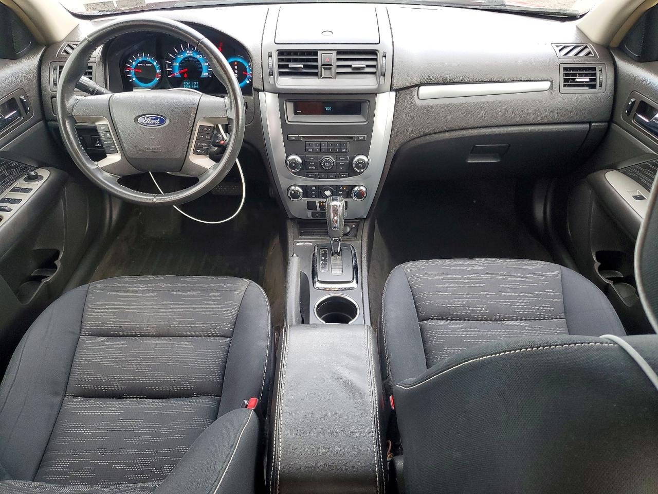 2010 Ford Fusion Se Red vin: 3FAHP0HA5AR392329