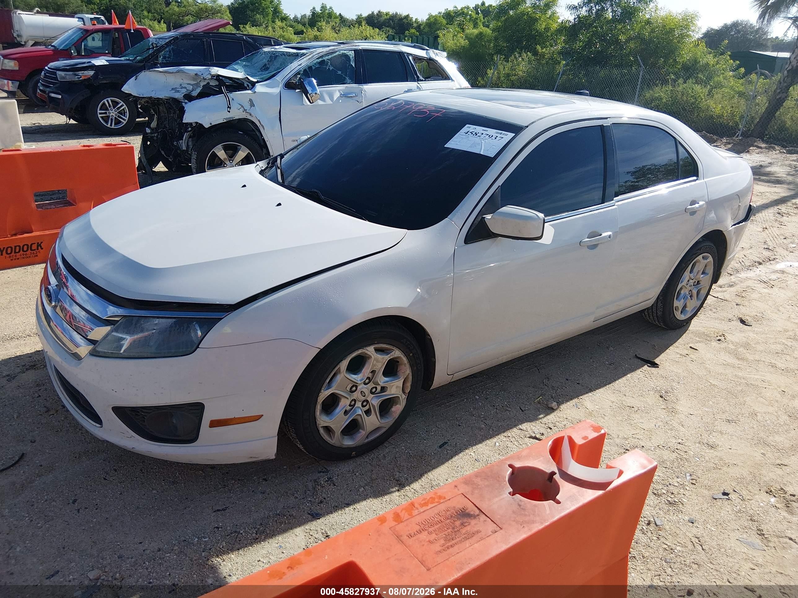 2010 Ford Fusion Se White vin: 3FAHP0HA5AR426365