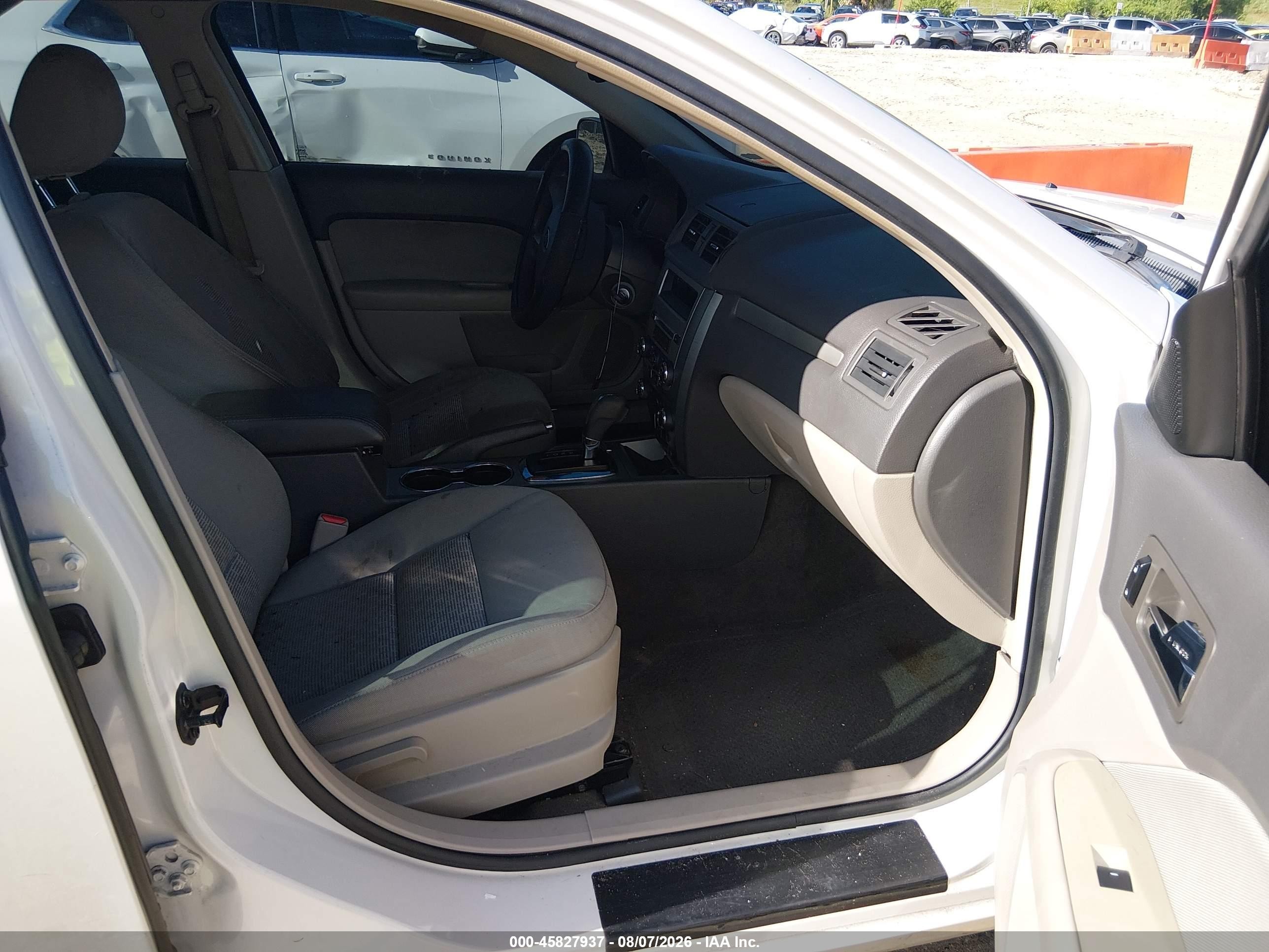2010 Ford Fusion Se White vin: 3FAHP0HA5AR426365