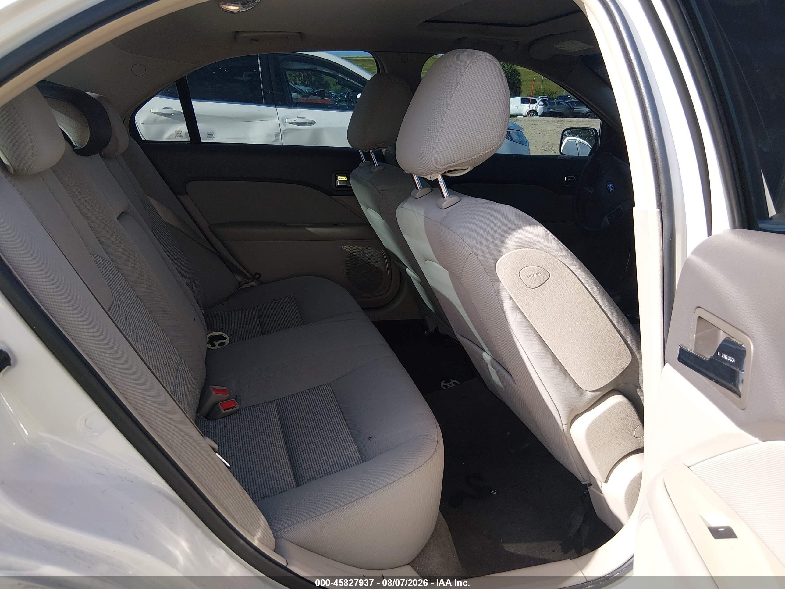 2010 Ford Fusion Se White vin: 3FAHP0HA5AR426365