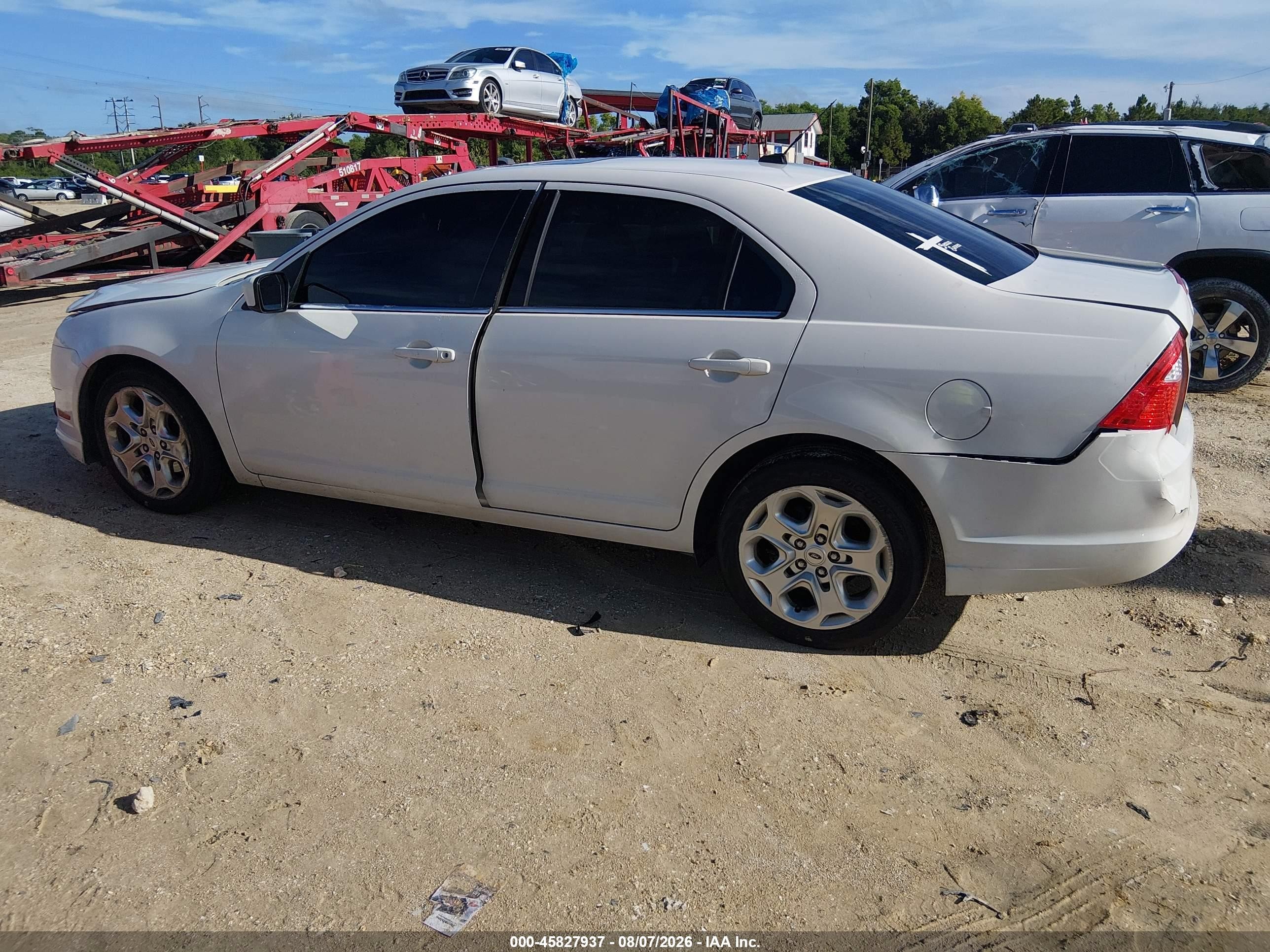 2010 Ford Fusion Se White vin: 3FAHP0HA5AR426365