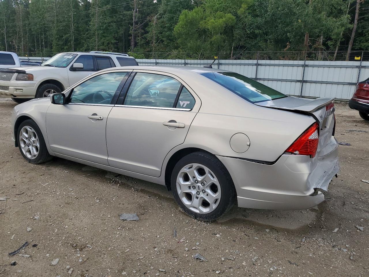 2010 Ford Fusion Se Silver vin: 3FAHP0HA5AR427094