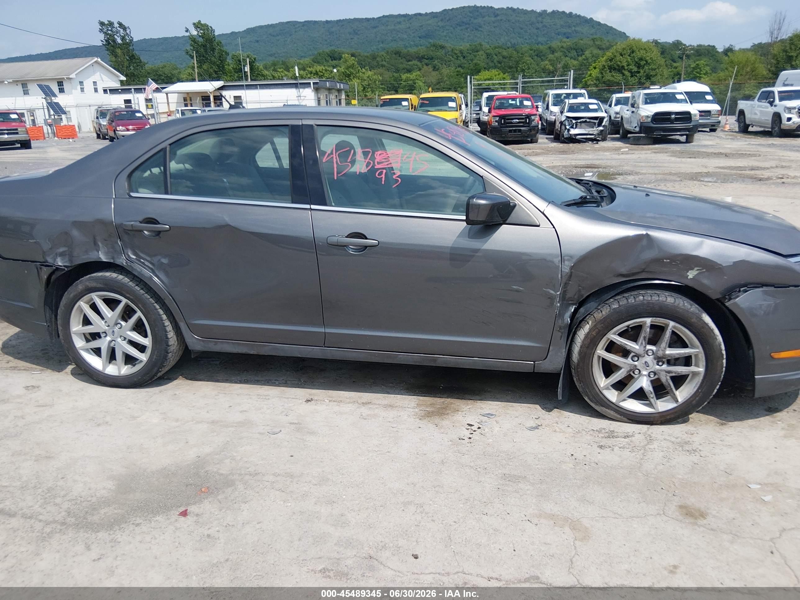 2011 Ford Fusion Se Gray vin: 3FAHP0HA5BR109719