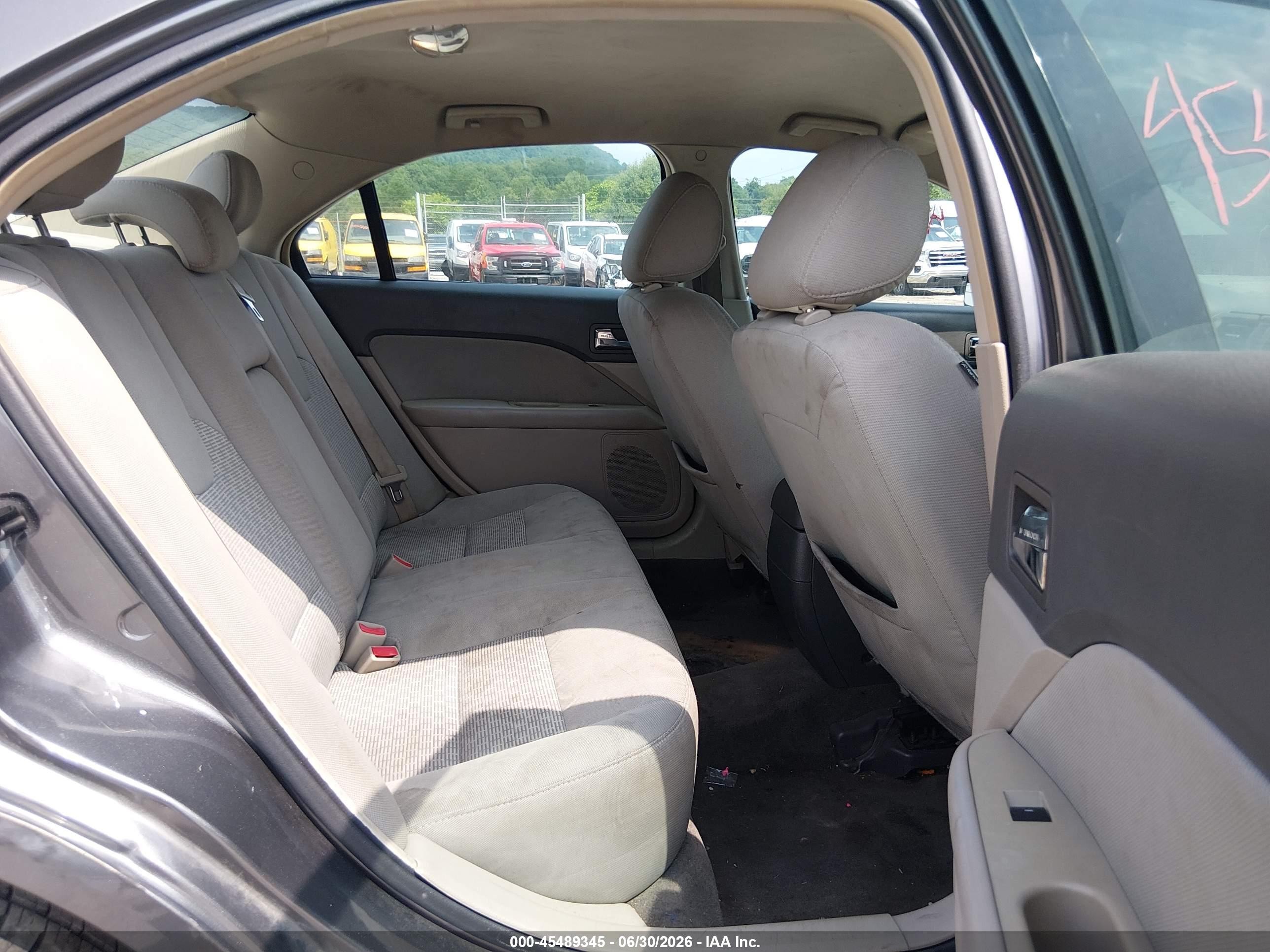 2011 Ford Fusion Se Gray vin: 3FAHP0HA5BR109719