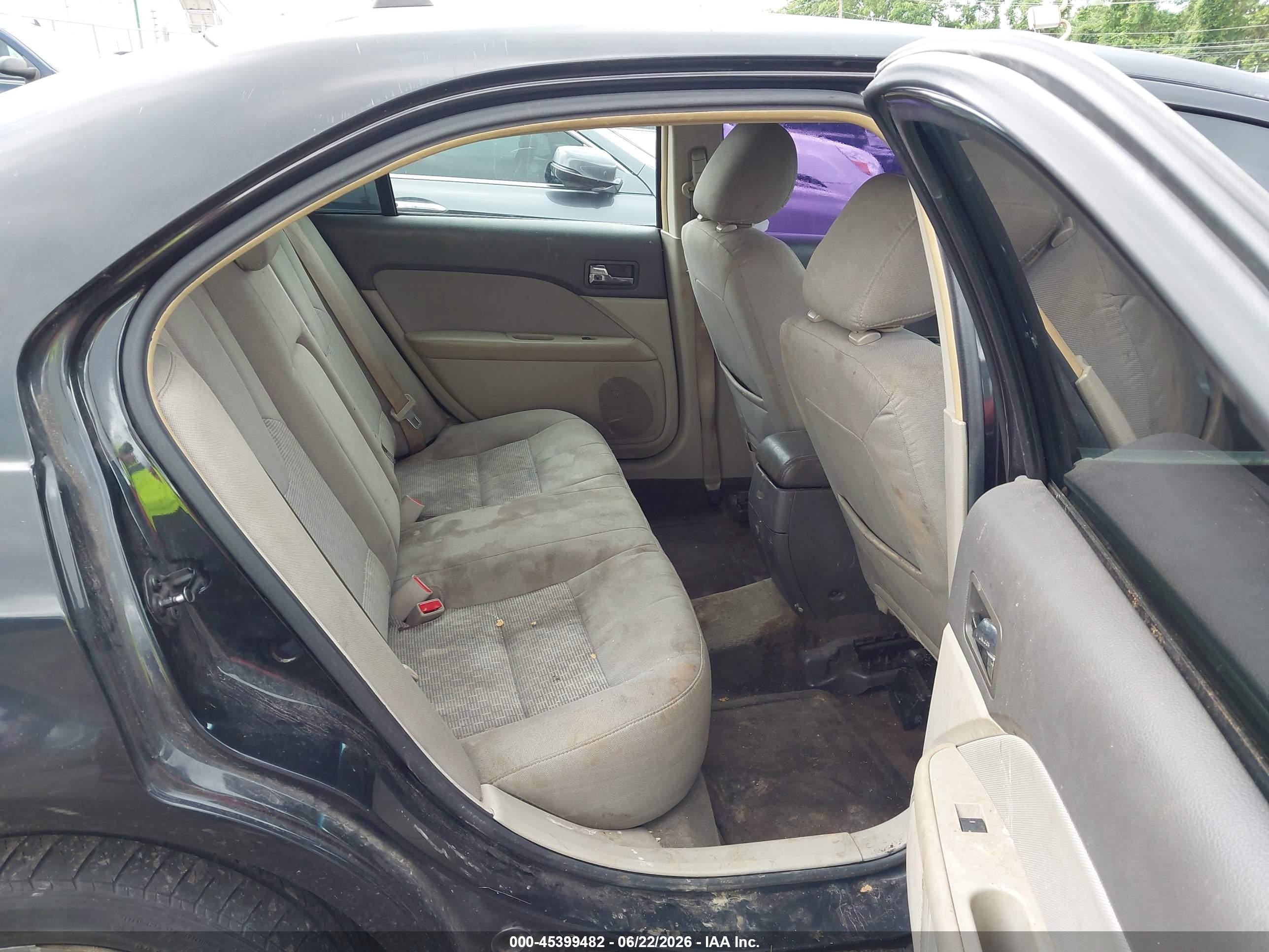 2011 Ford Fusion Se Black vin: 3FAHP0HA5BR135141