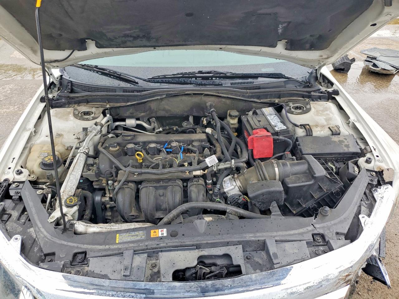 2011 Ford Fusion Se White vin: 3FAHP0HA5BR144101