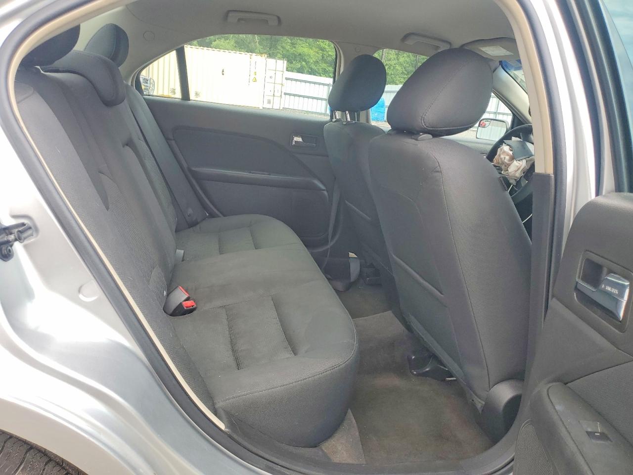 2011 Ford Fusion Se Silver vin: 3FAHP0HA5BR149511