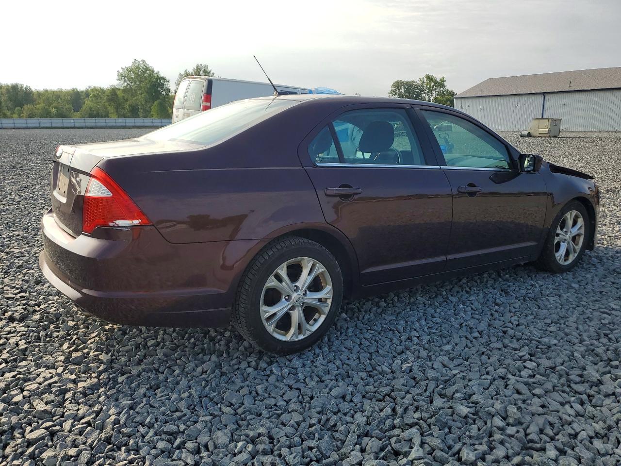 2011 Ford Fusion Se Burgundy vin: 3FAHP0HA5BR153302