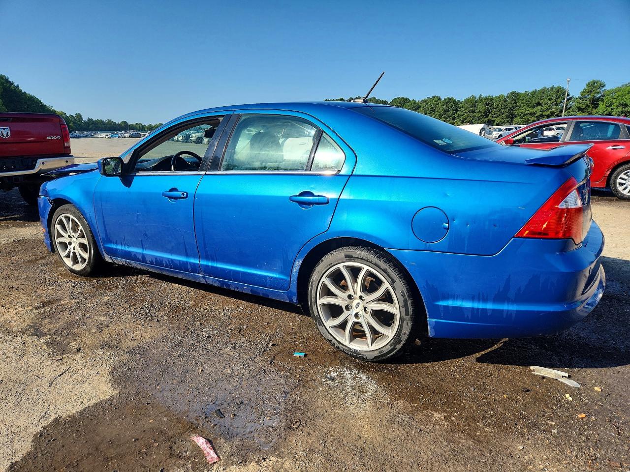 2011 Ford Fusion Se Blue vin: 3FAHP0HA5BR172724