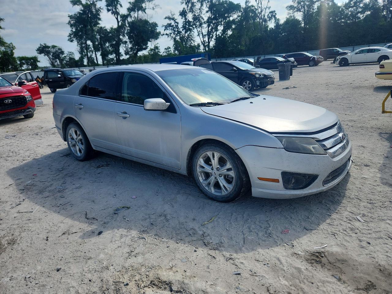 2011 Ford Fusion Se Серебряный vin: 3FAHP0HA5BR188342