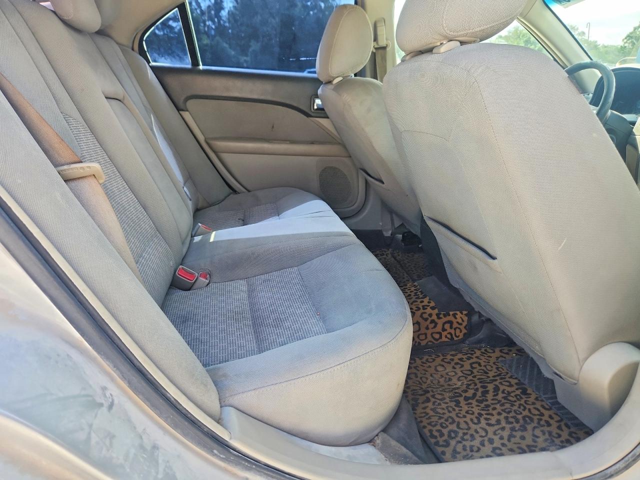 2011 Ford Fusion Se Серебряный vin: 3FAHP0HA5BR188342