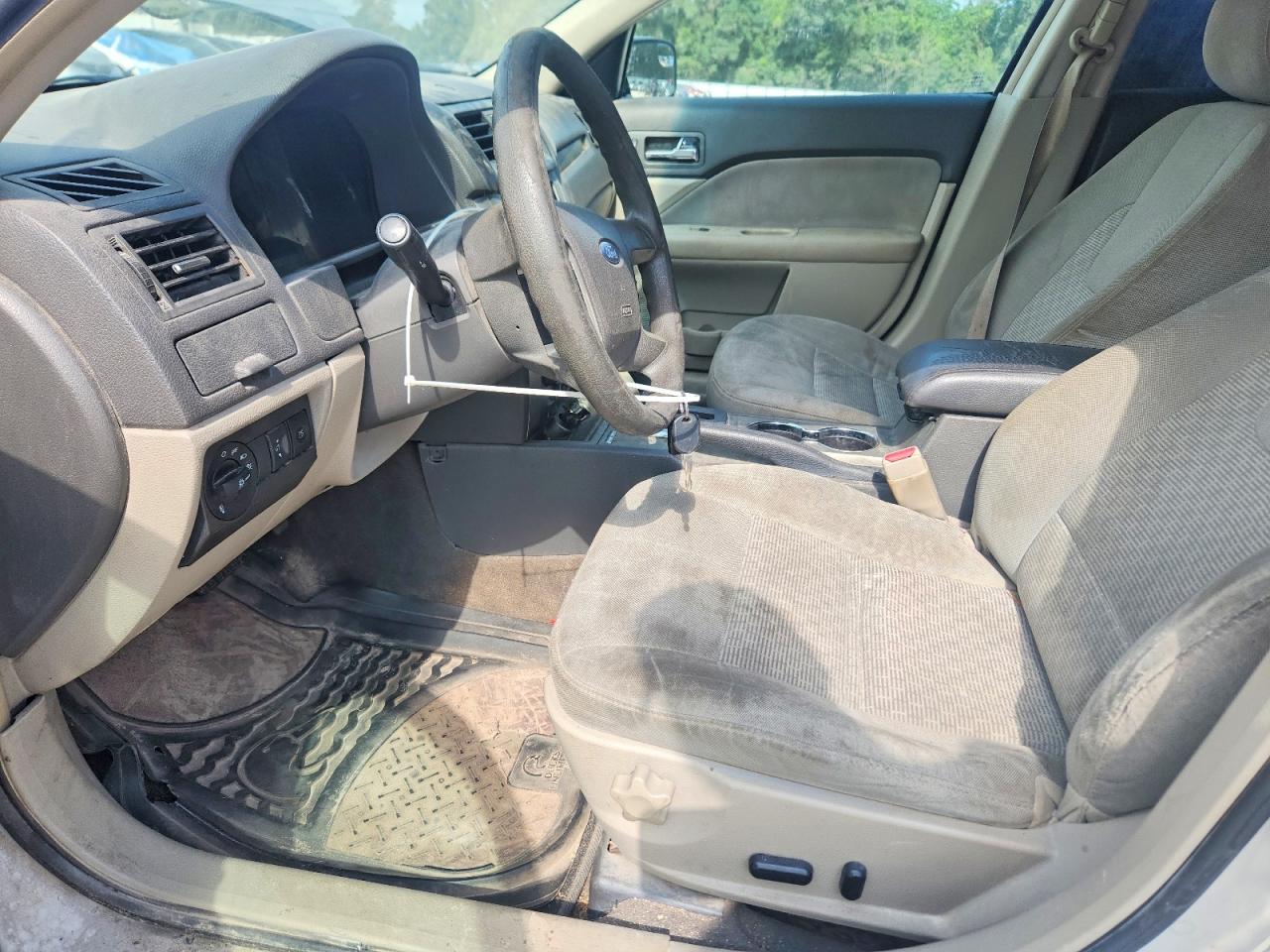 2011 Ford Fusion Se Серебряный vin: 3FAHP0HA5BR188342