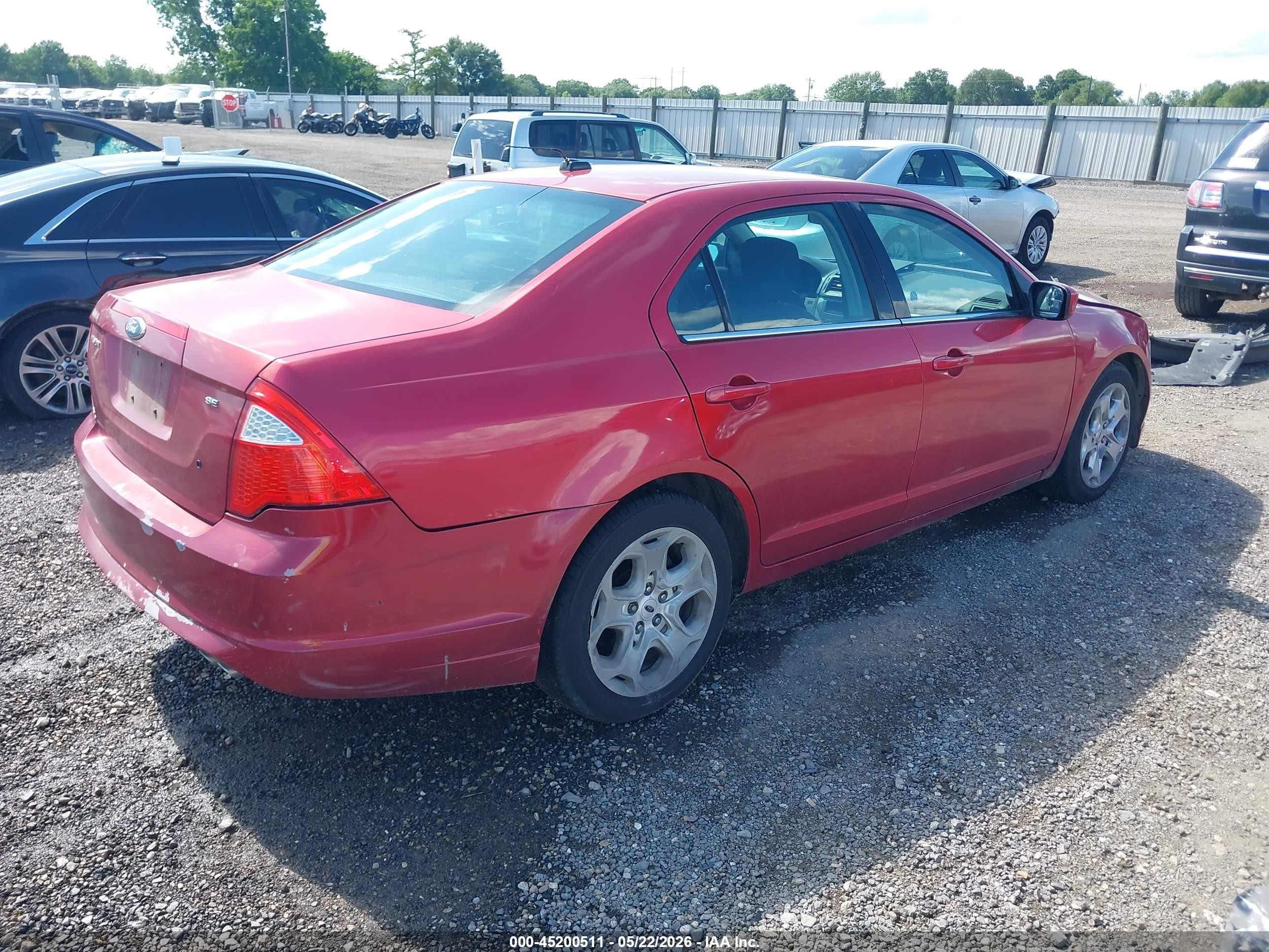 2011 Ford Fusion Se Red vin: 3FAHP0HA5BR261872