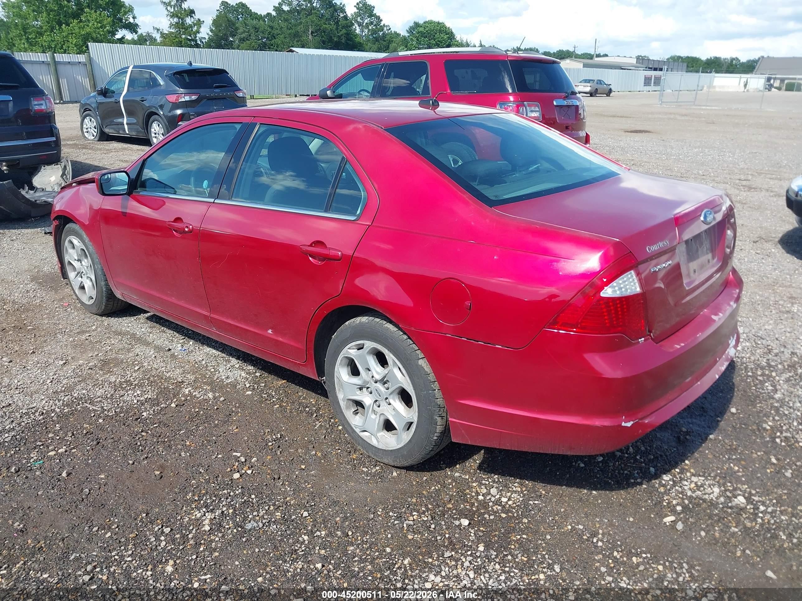 2011 Ford Fusion Se Red vin: 3FAHP0HA5BR261872