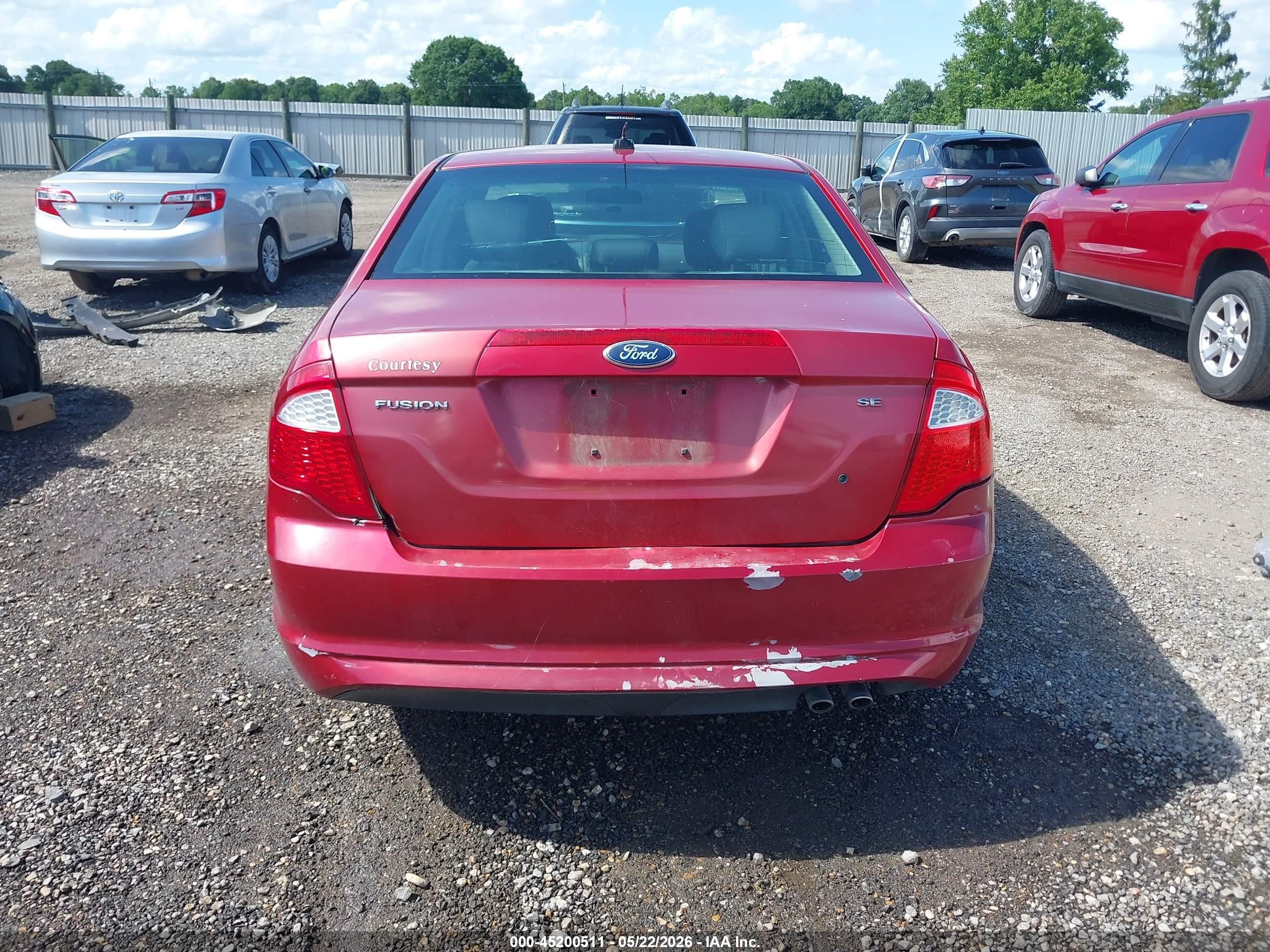 2011 Ford Fusion Se Red vin: 3FAHP0HA5BR261872