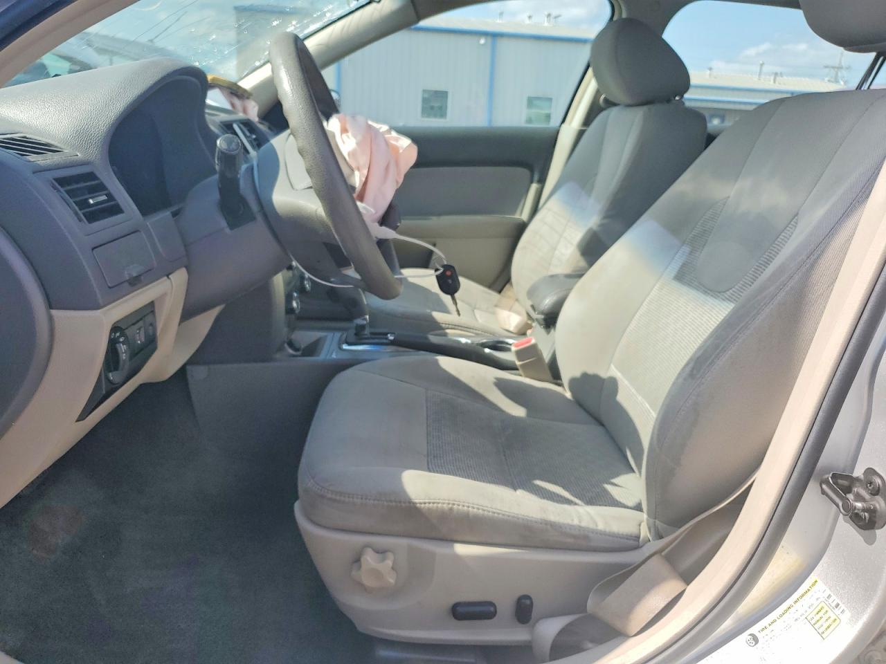 2011 Ford Fusion Se Silver vin: 3FAHP0HA5BR271933