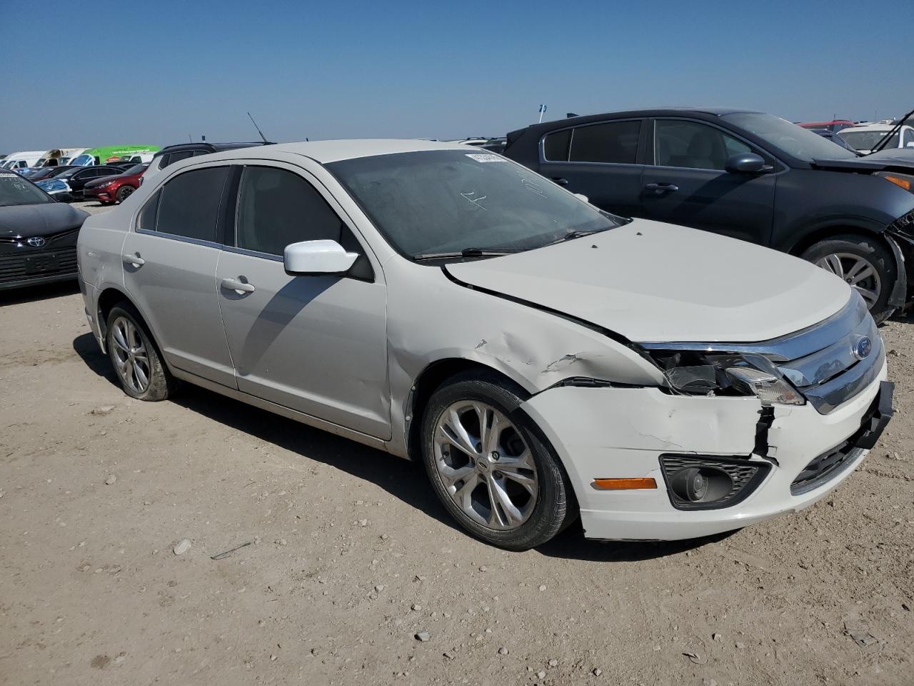 2012 Ford Fusion Se Белый vin: 3FAHP0HA5CR107938