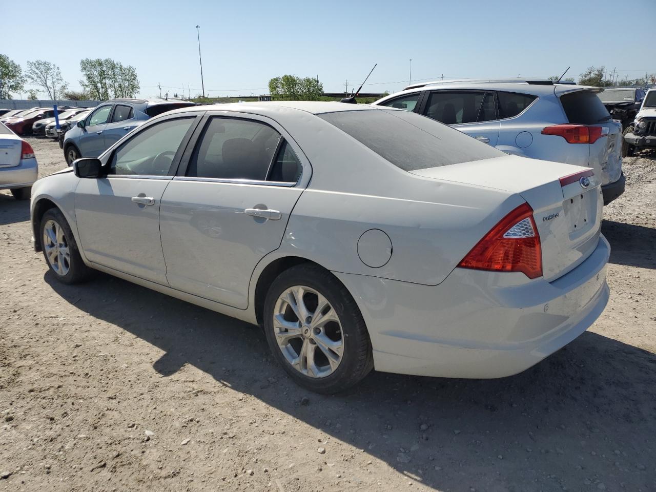 2012 Ford Fusion Se Белый vin: 3FAHP0HA5CR107938