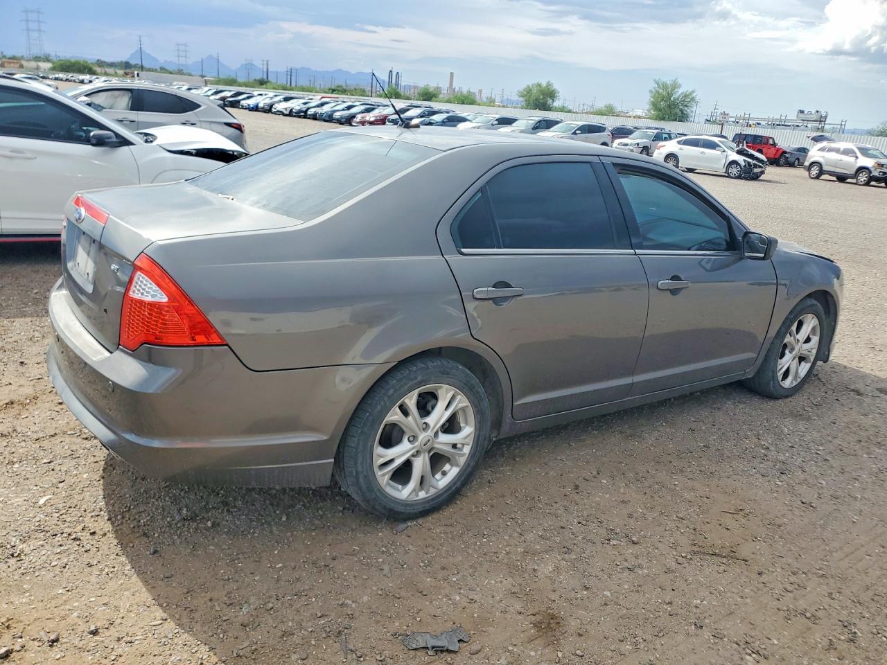 2012 Ford Fusion Se Gray vin: 3FAHP0HA5CR109074
