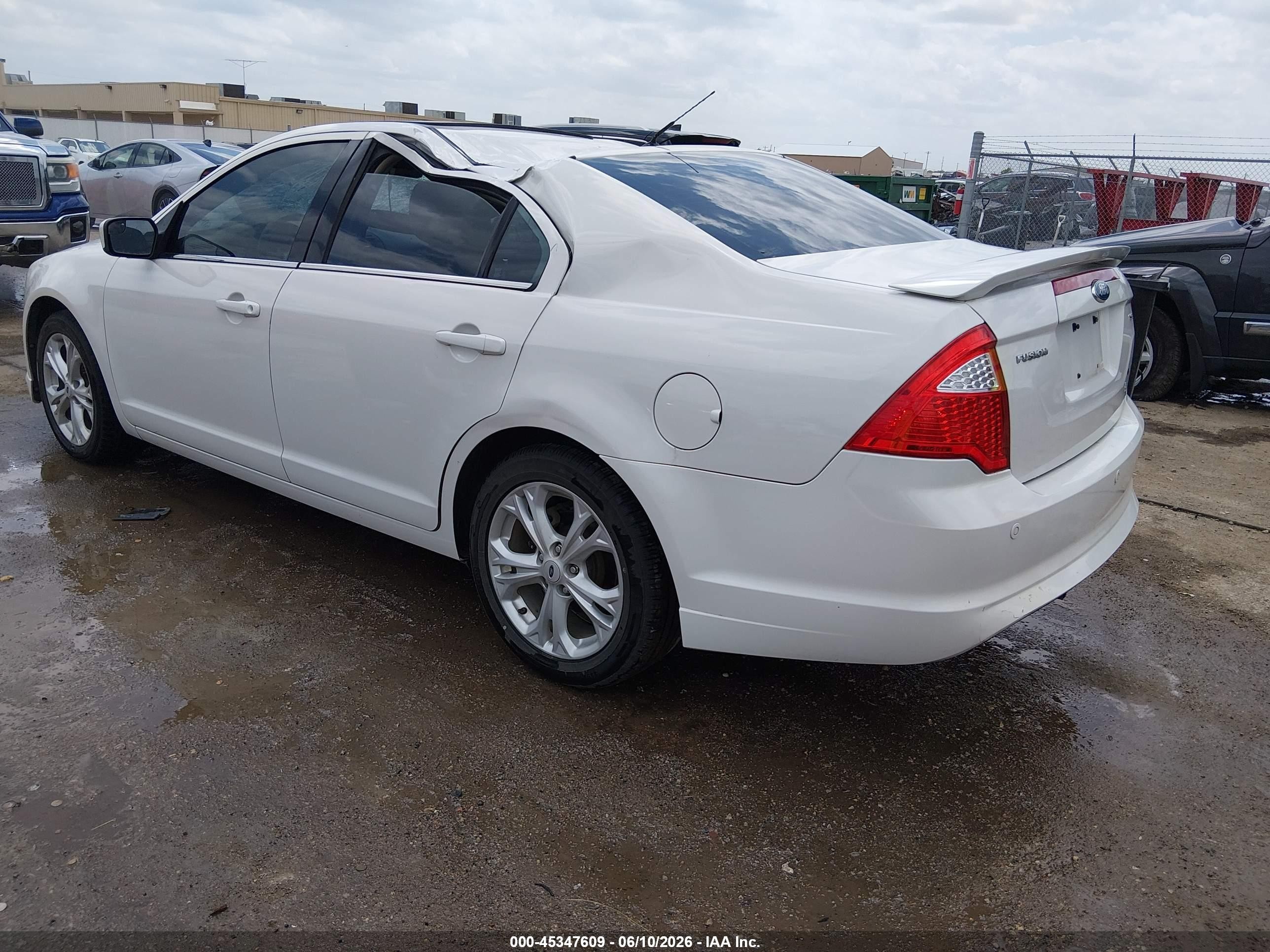 2012 Ford Fusion Se White vin: 3FAHP0HA5CR205111