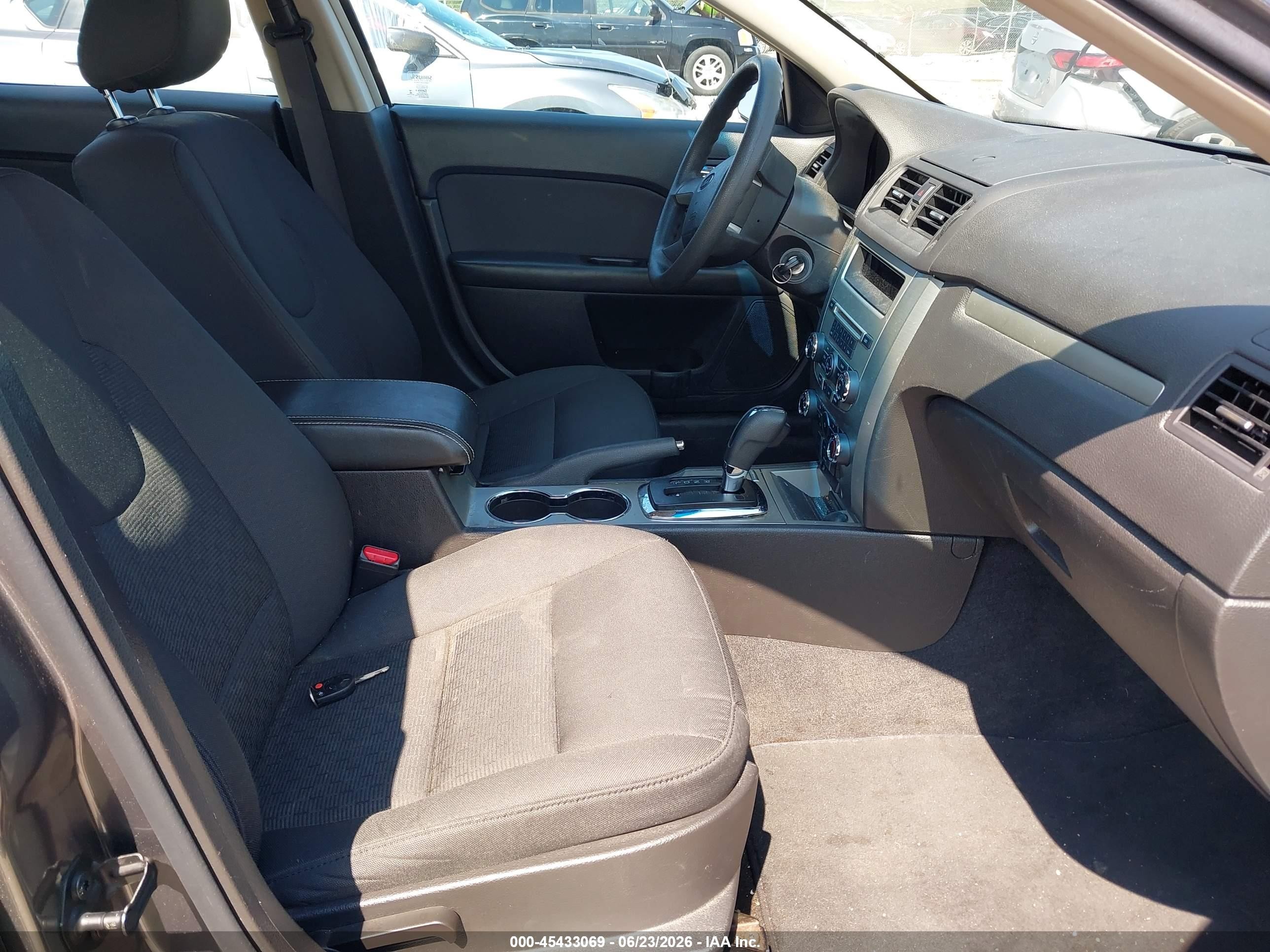 2012 Ford Fusion Se Silver vin: 3FAHP0HA5CR222782