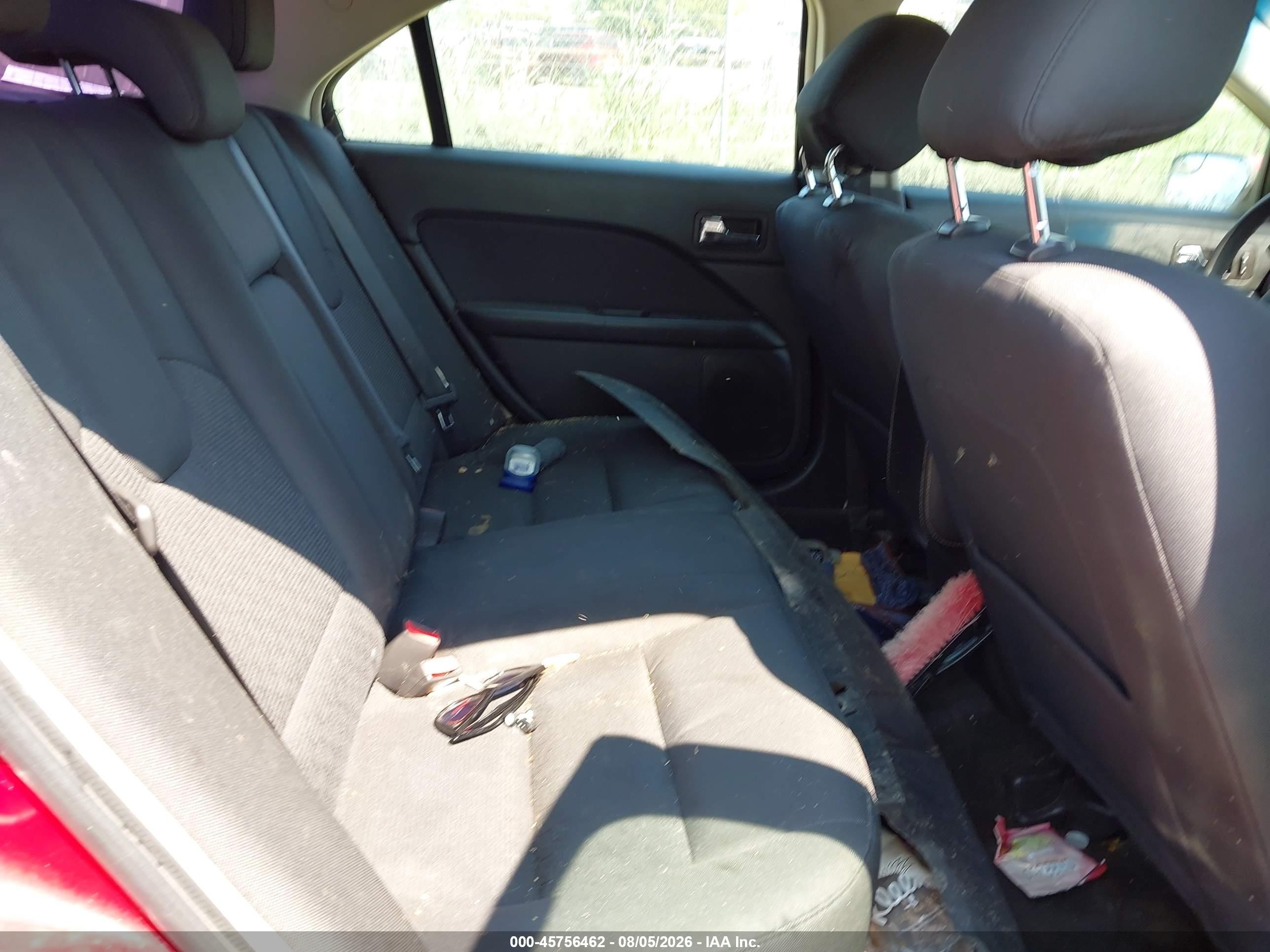 2012 Ford Fusion Se Red vin: 3FAHP0HA5CR326799