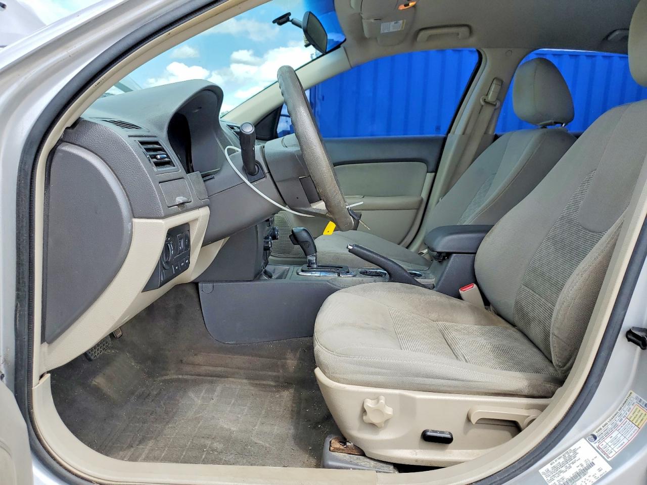 2010 Ford Fusion Se Silver vin: 3FAHP0HA6AR128827