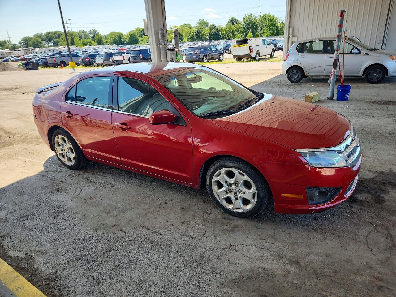 2010 Ford Fusion Se Red vin: 3FAHP0HA6AR192382