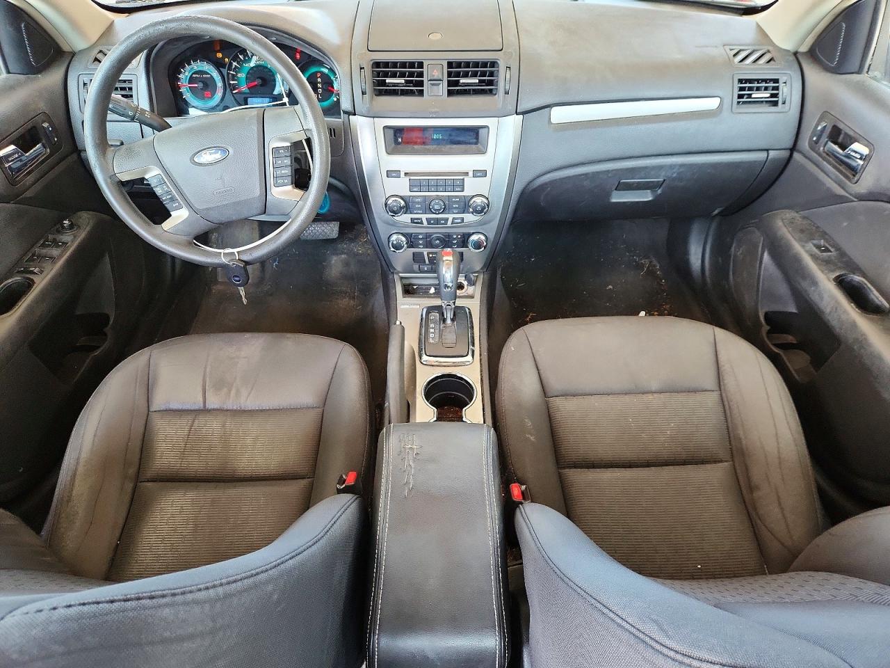 2010 Ford Fusion Se Red vin: 3FAHP0HA6AR192382