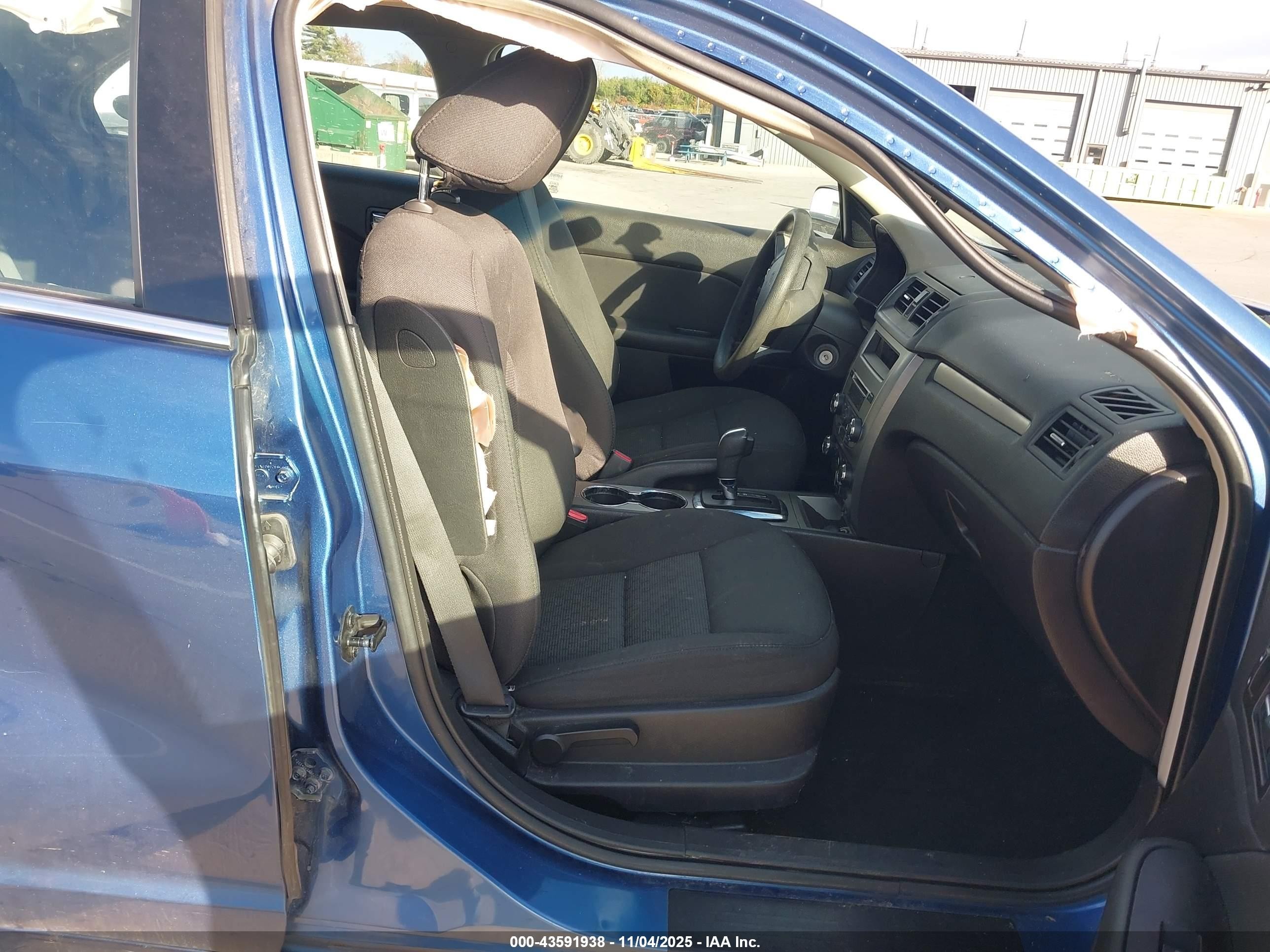 2010 Ford Fusion Se Синий vin: 3FAHP0HA6AR203297