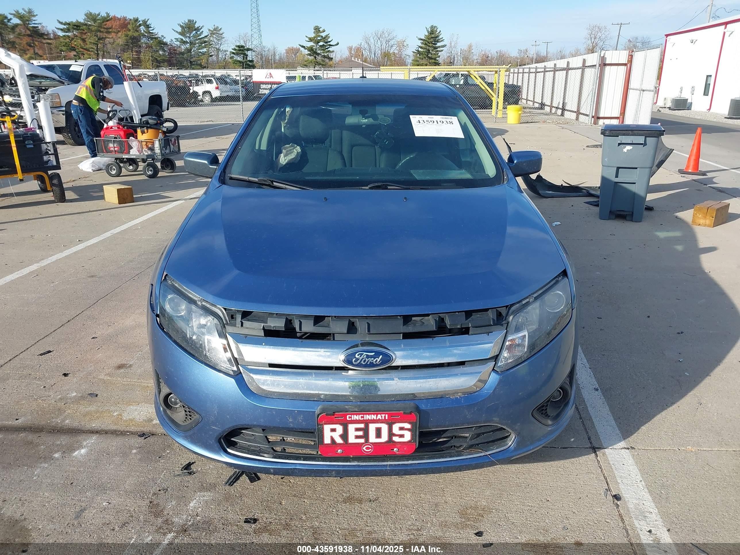 2010 Ford Fusion Se Синий vin: 3FAHP0HA6AR203297