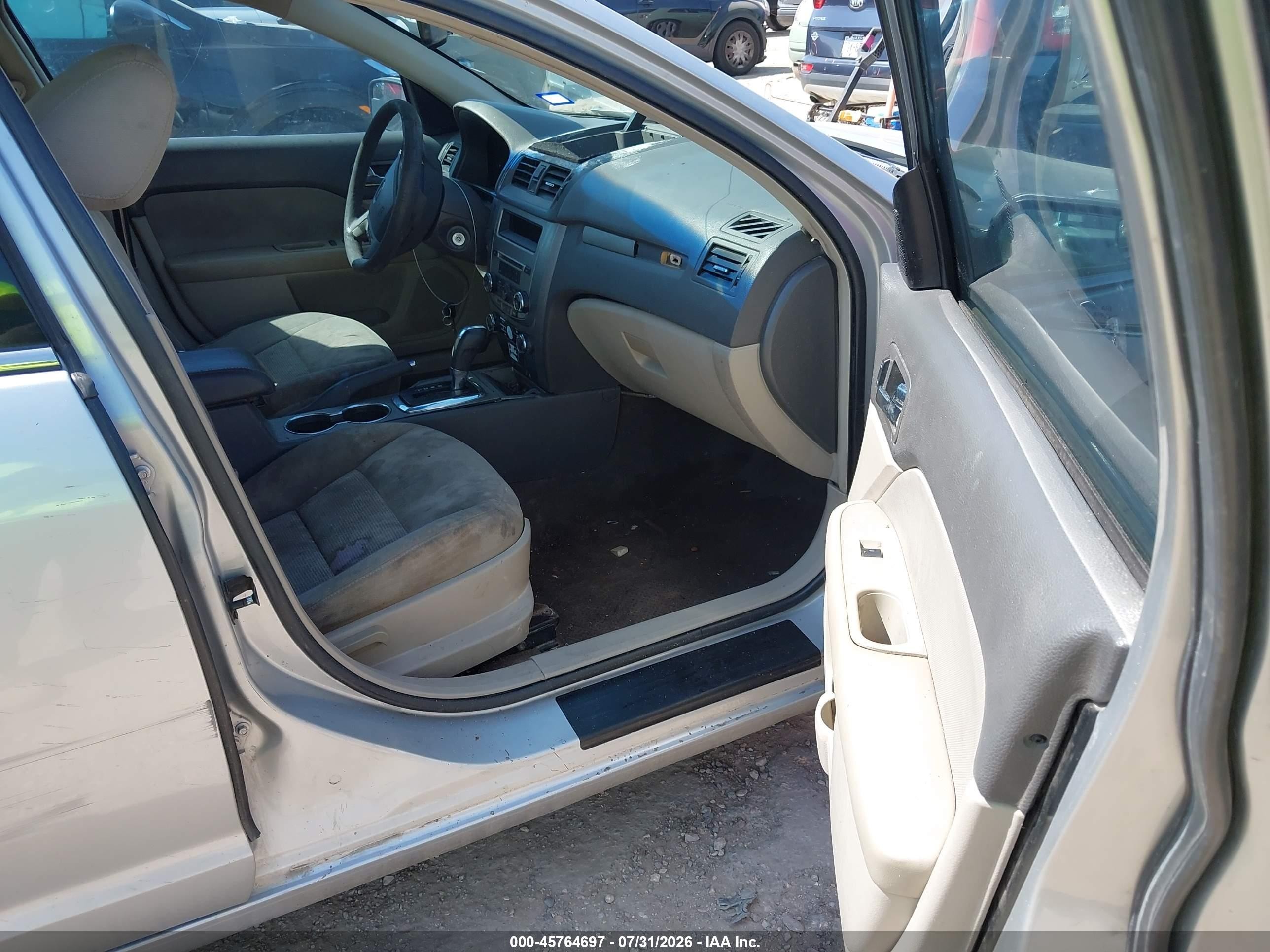 2010 Ford Fusion Se Silver vin: 3FAHP0HA6AR206331