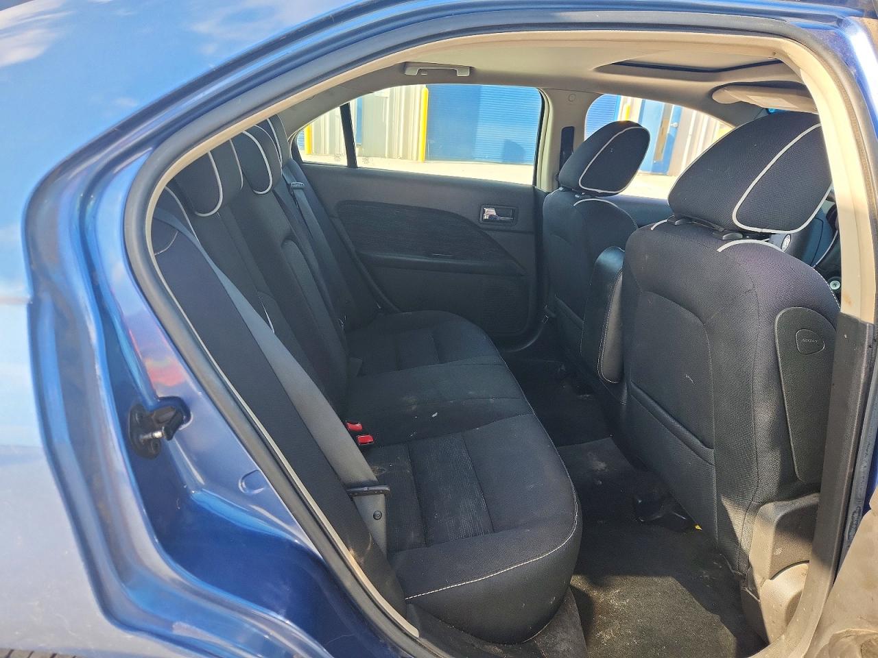 2010 Ford Fusion Se Blue vin: 3FAHP0HA6AR248675