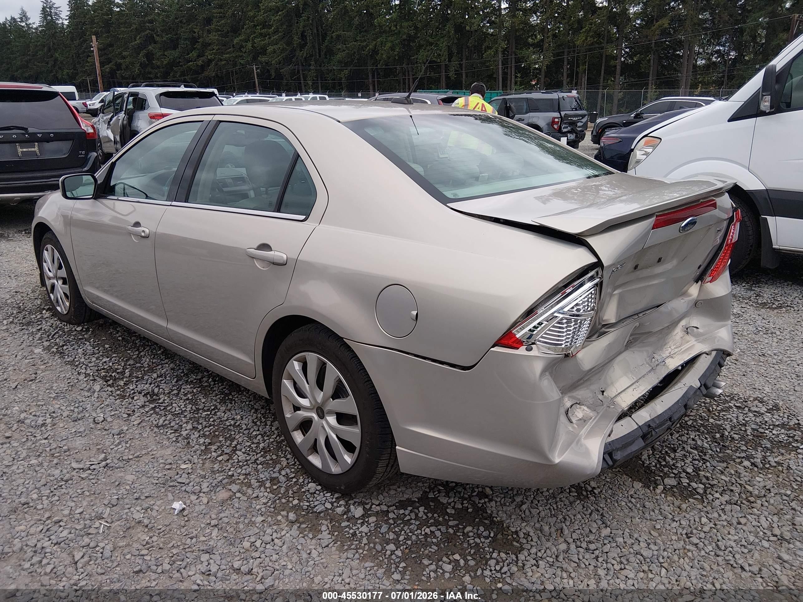 2010 Ford Fusion Se Gold vin: 3FAHP0HA6AR249390