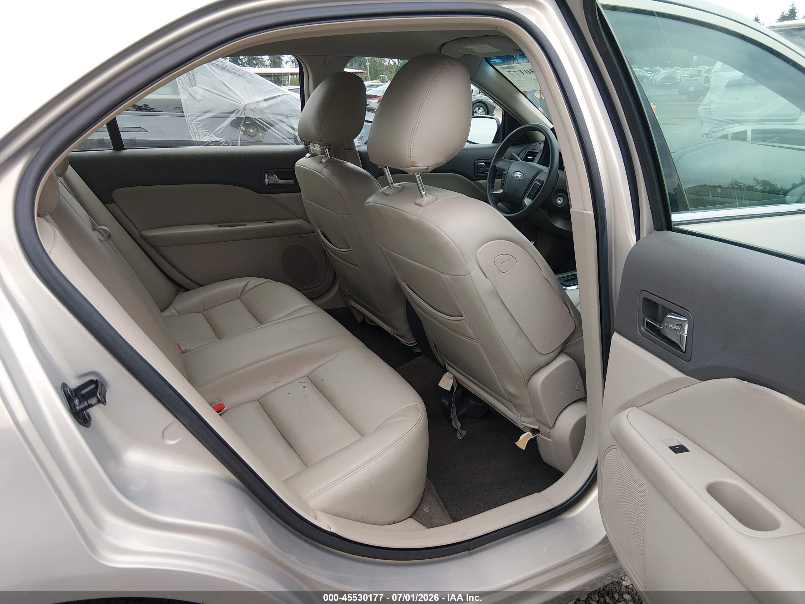 2010 Ford Fusion Se Gold vin: 3FAHP0HA6AR249390