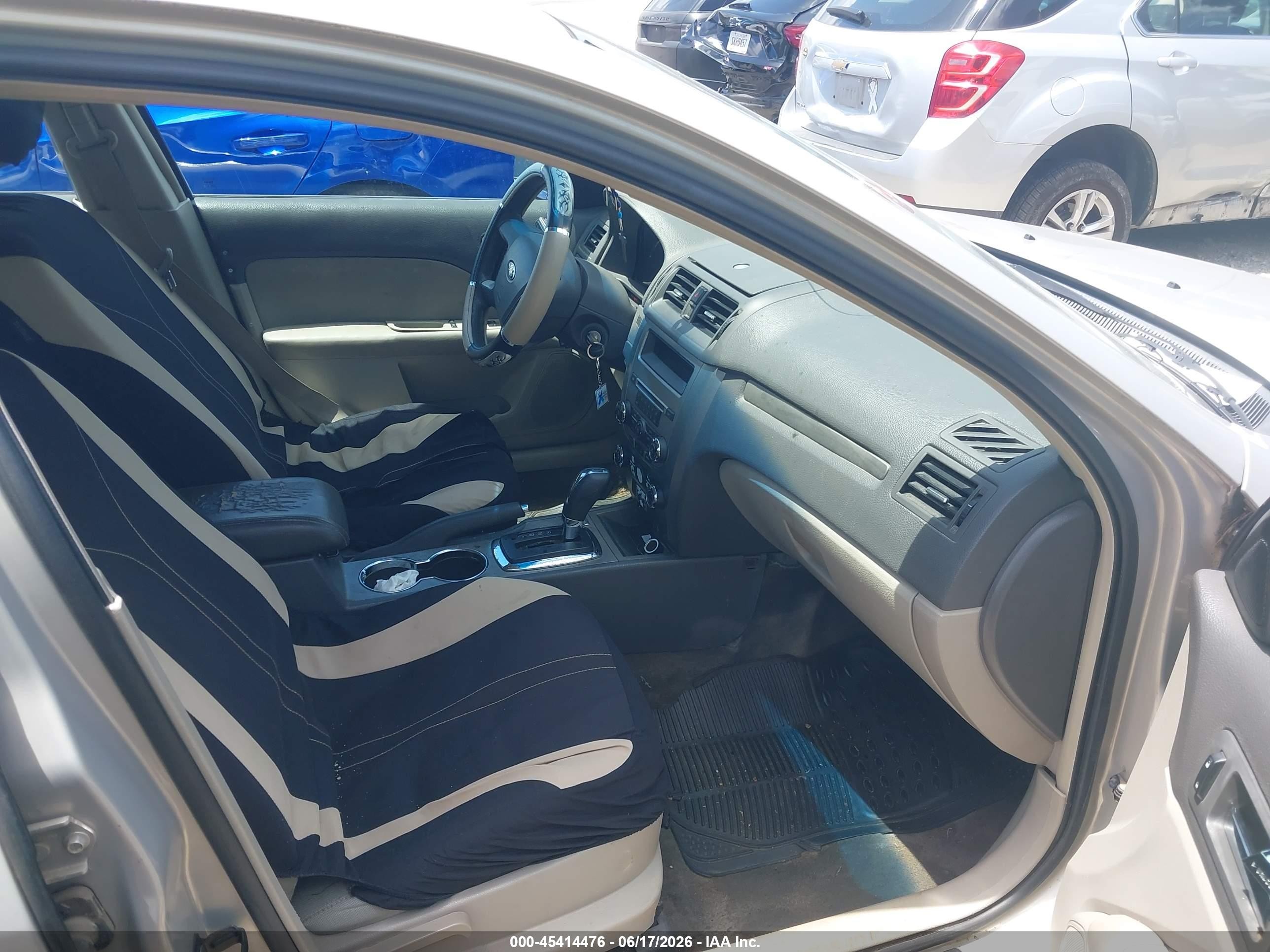 2010 Ford Fusion Se Silver vin: 3FAHP0HA6AR264973